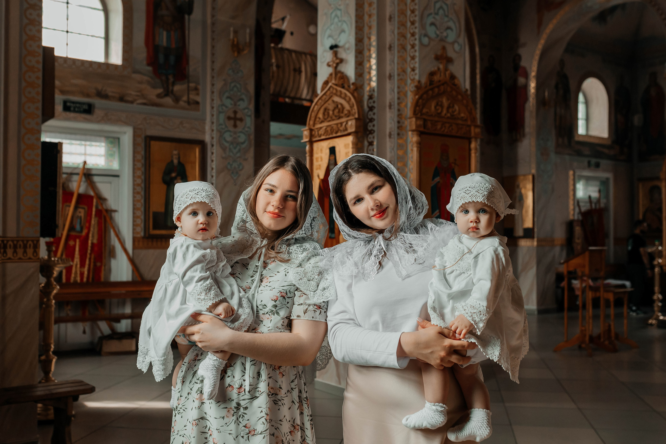 Таинство крещения Анюты и Есении. Фотограф в городе Сальск