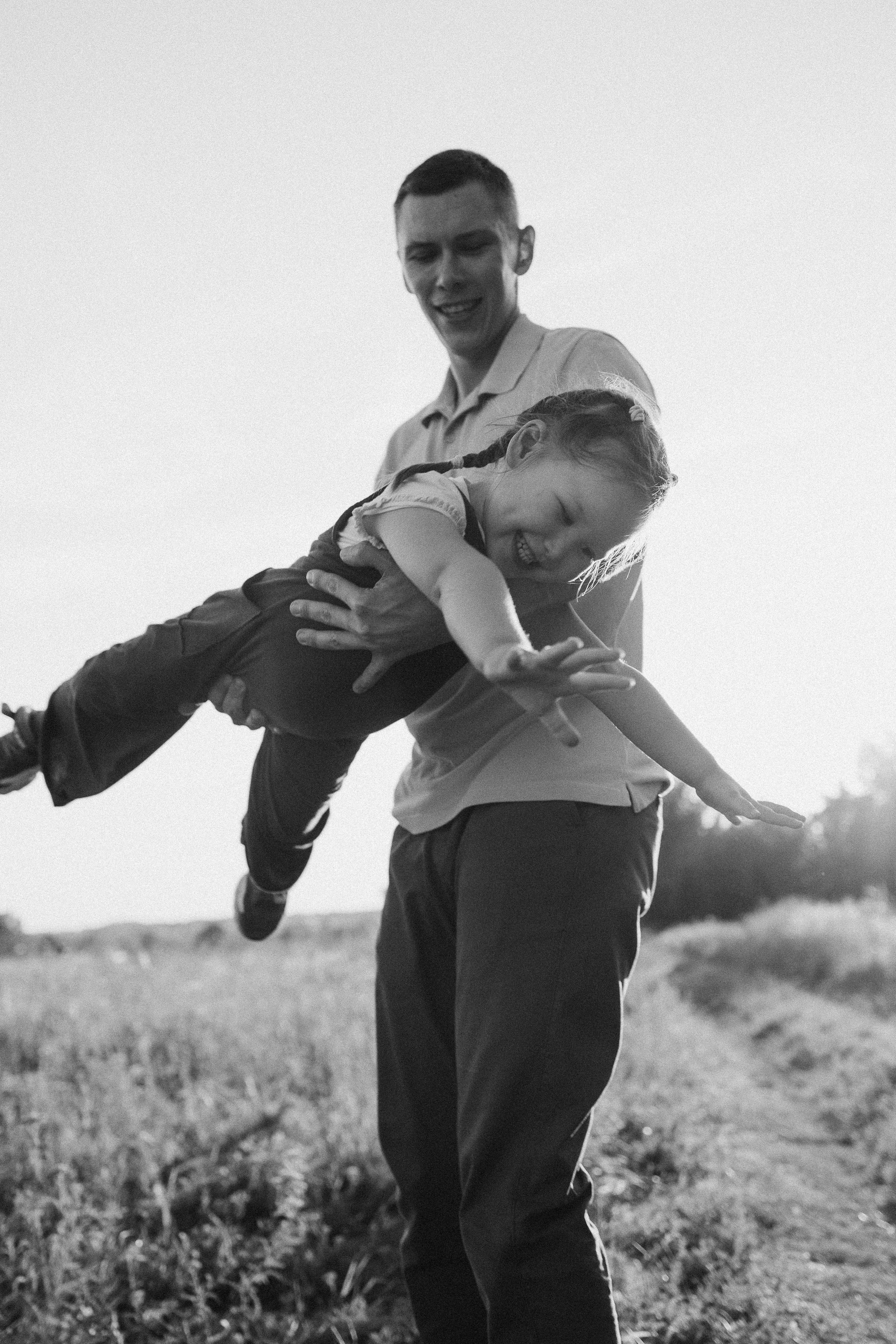 На природе. Семейный фотограф Новосибирск Фотограф на выписку Новосибирск