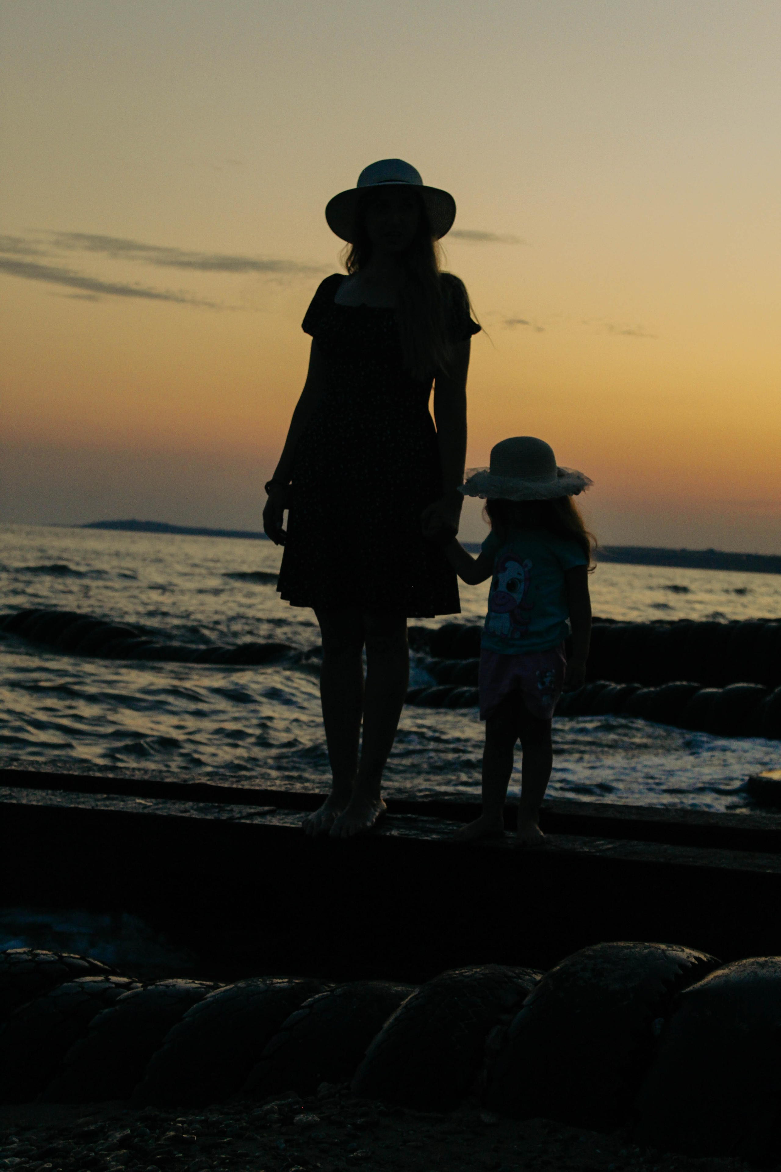 Два поколения. Илья Чемис — Фотограф в Мариуполе