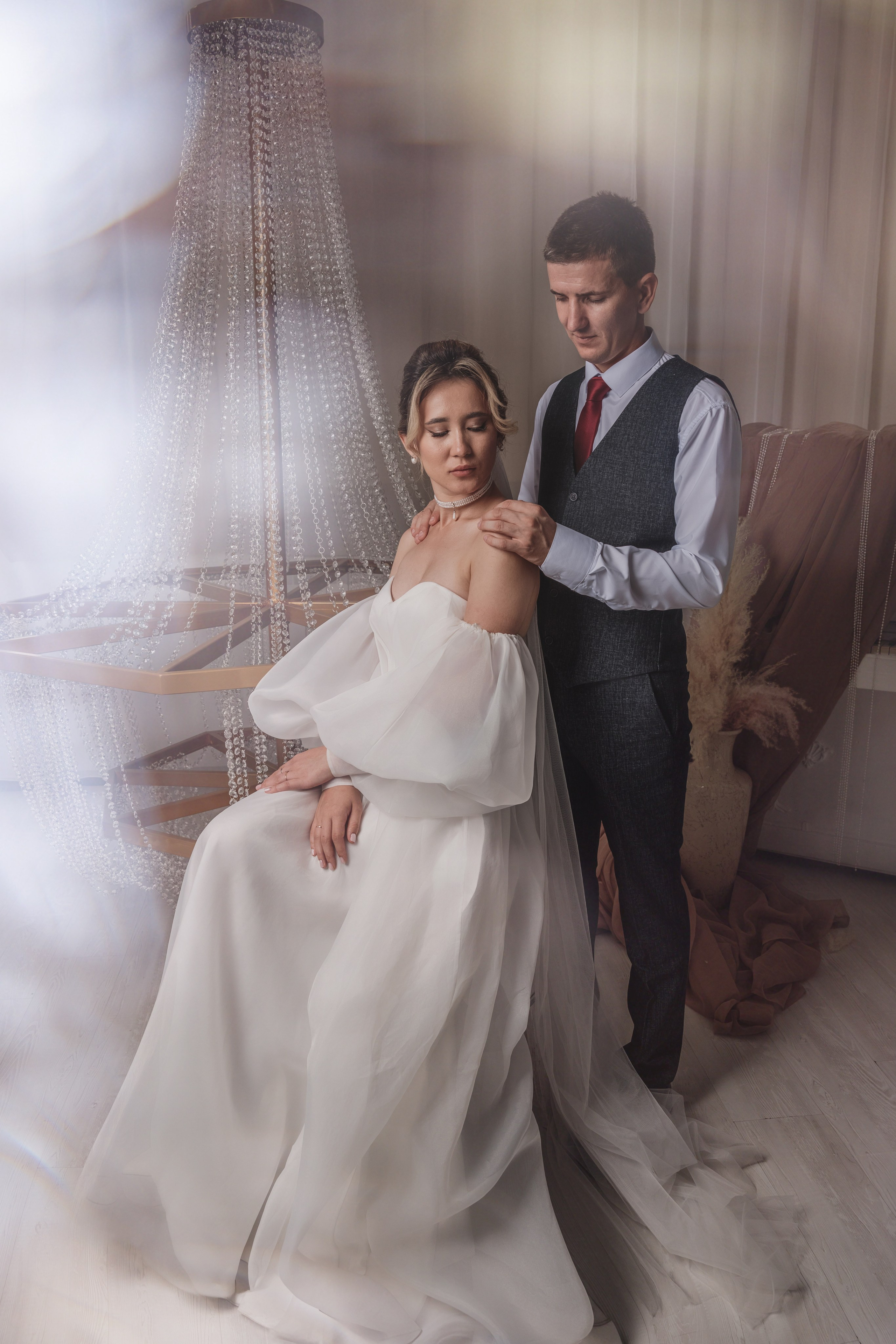 Свадебная фотосессия в фотостудии г. Саратова Яна и Сергей 28.08.2024. Свадебный фотограф, портретный фотограф в Москве и Саратове Оксана Анциферова