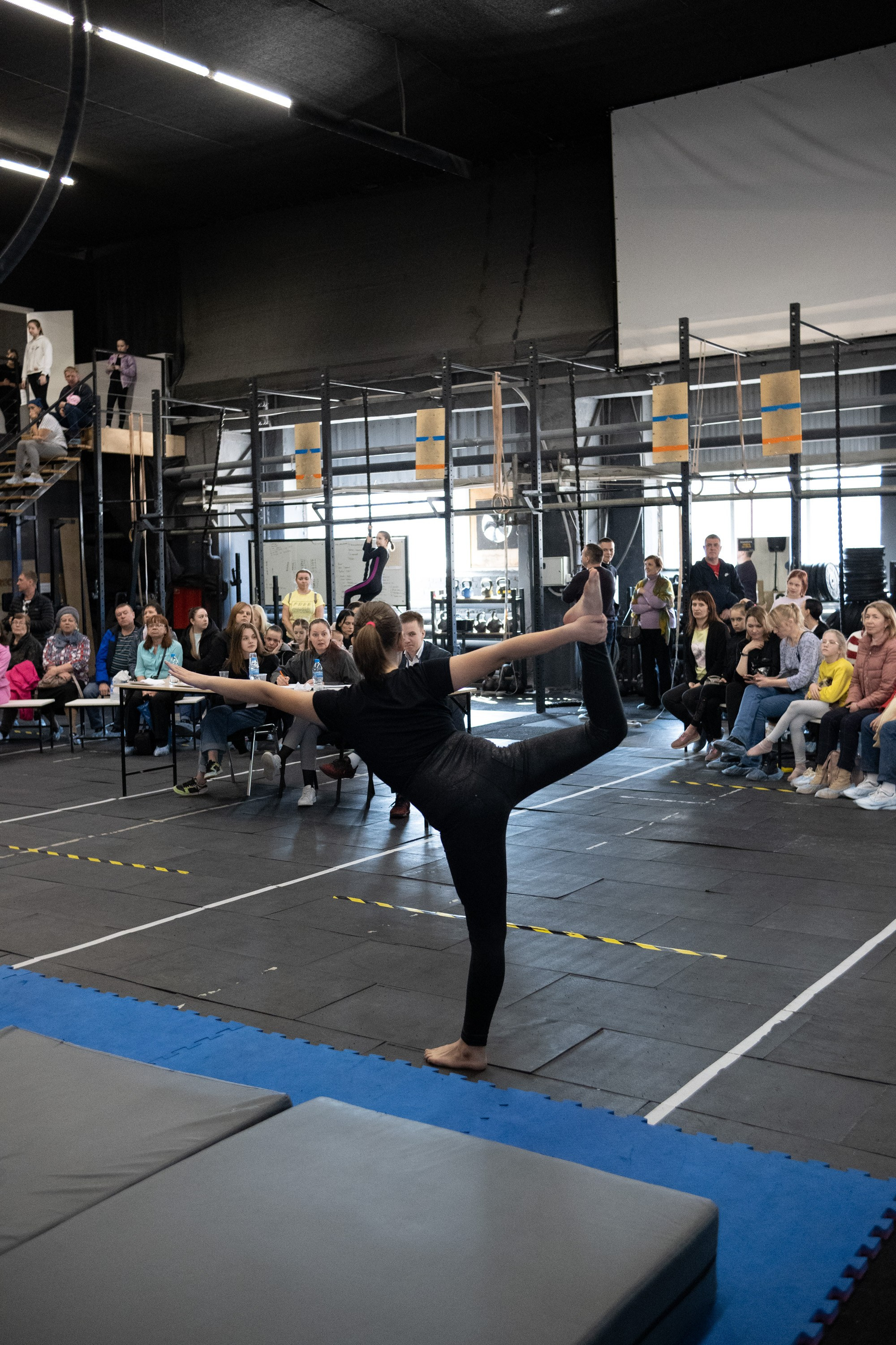 Внутриклубные соревнования по воздушной гимнастике 02.04.23