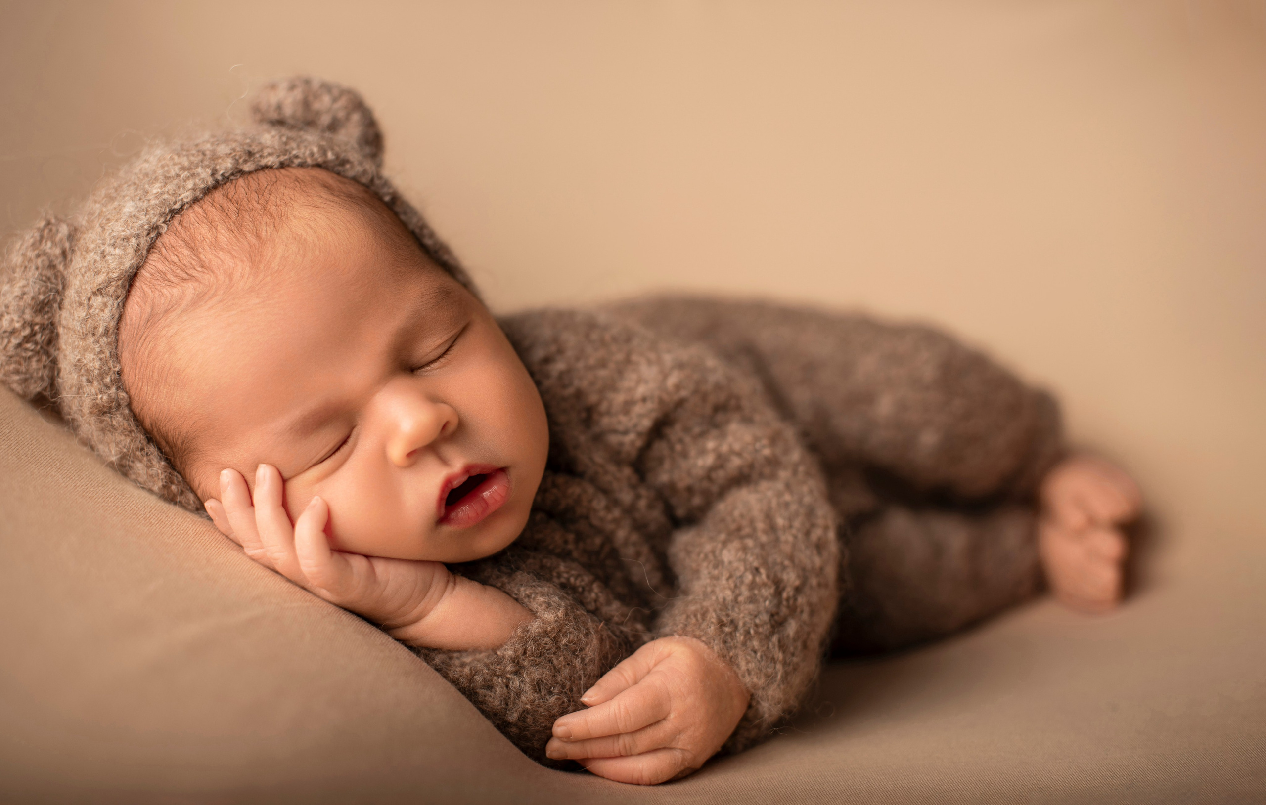 Newborn фотосъёмка. Фотограф новорожденных и беременности Сергиев Посад Усачева Ирина