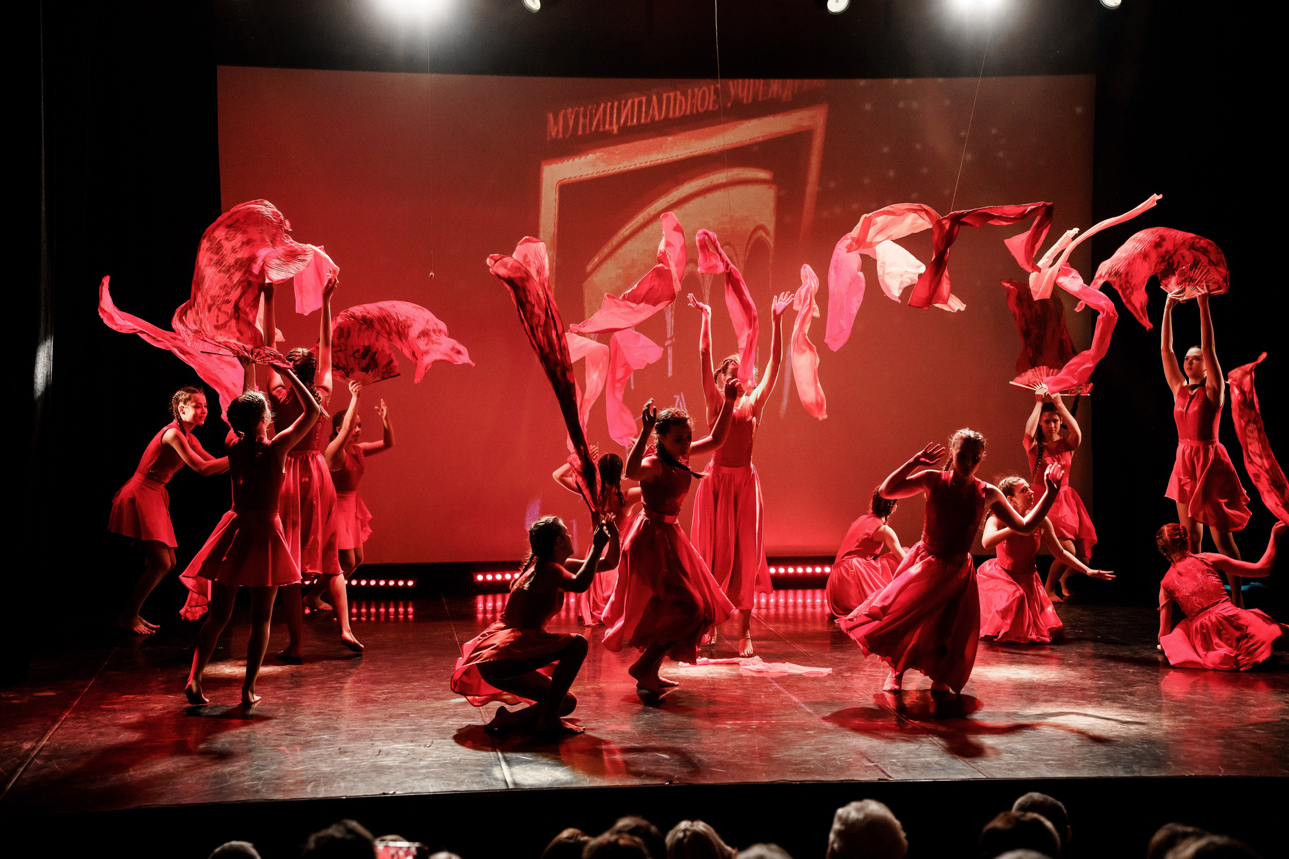 Открытие сезона — Театр Ростова Великого. Репортажный фотограф Сергей Сажин г. Ярославль