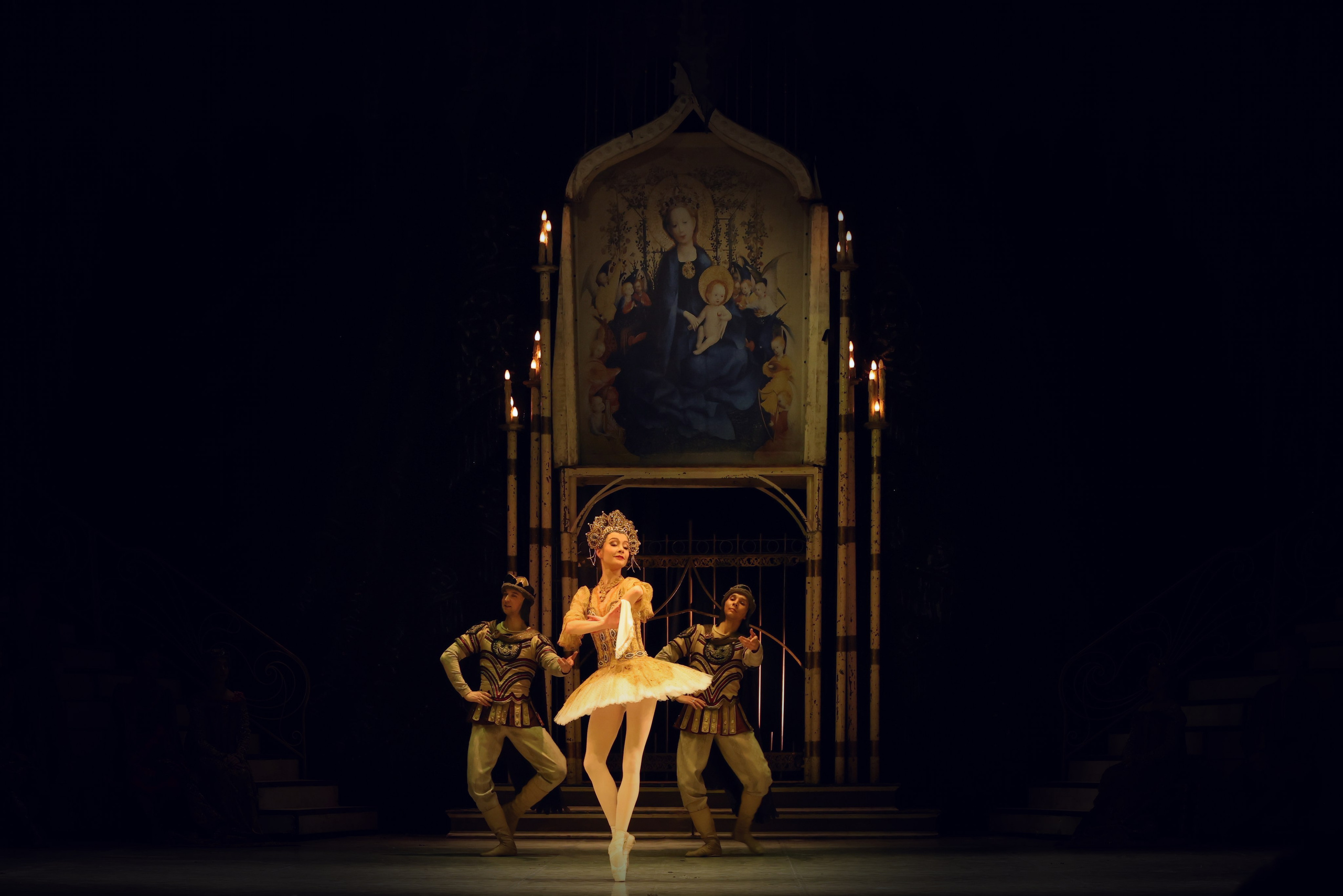 Балет «Лебединное озеро», Театр классического балета Н. Касаткиной и В. Василёва. Наталья Алексеенко. Фотохудожник в Москве. Репортаж, портрет, стрит