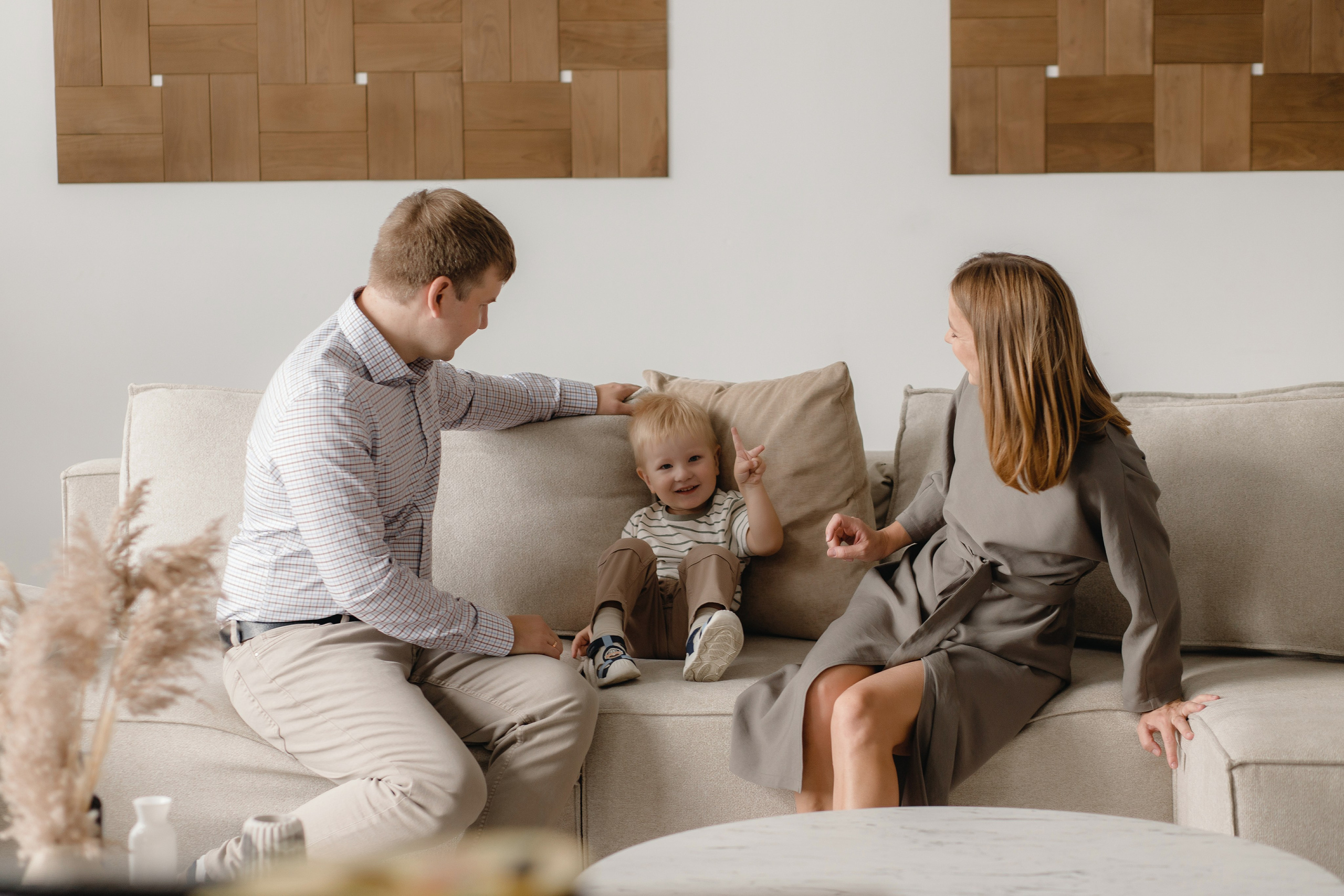 Саша, Оля и Арсений. Главная