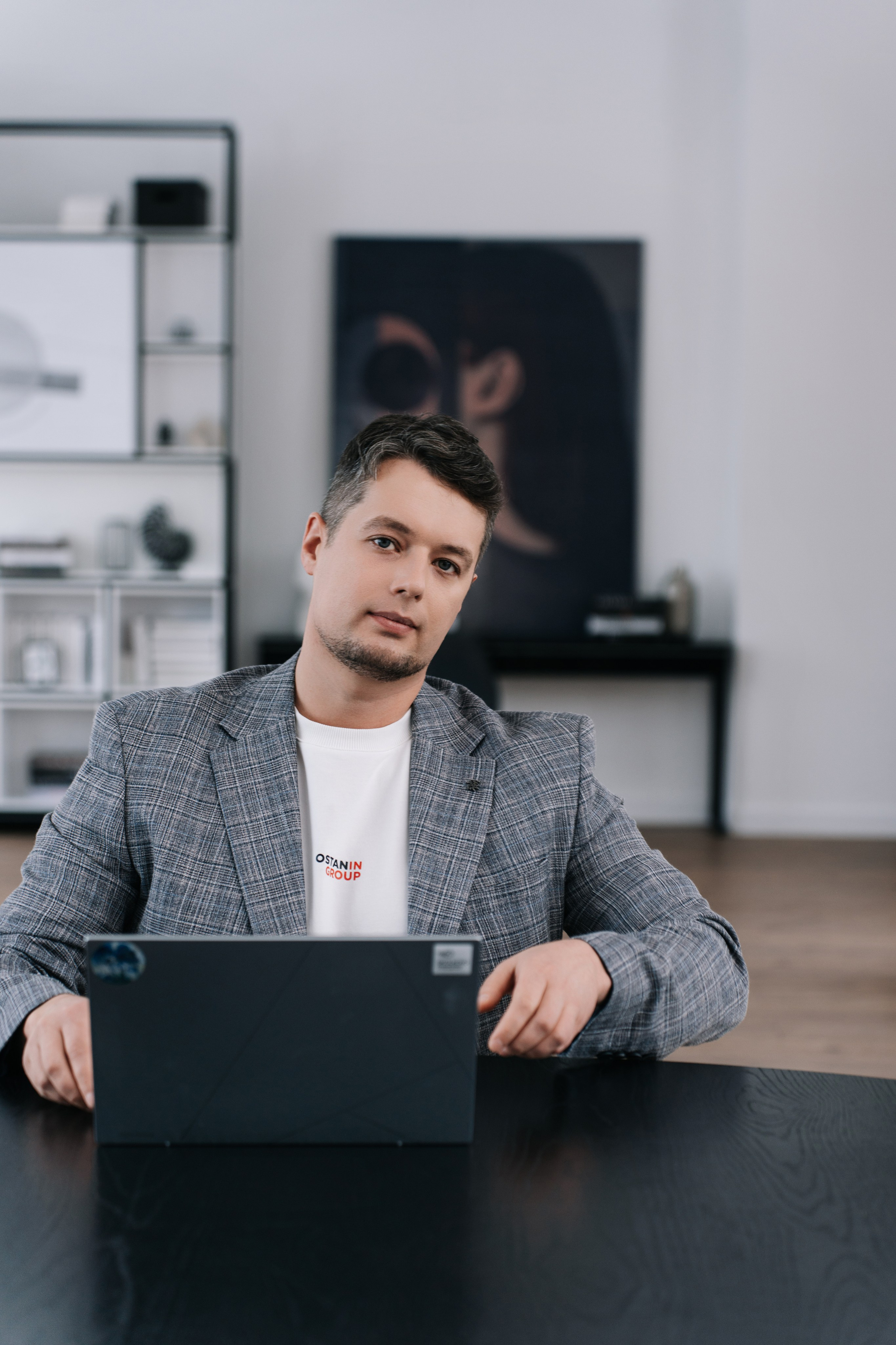 Бизнес фотосессия для сотрудников в фотостудии