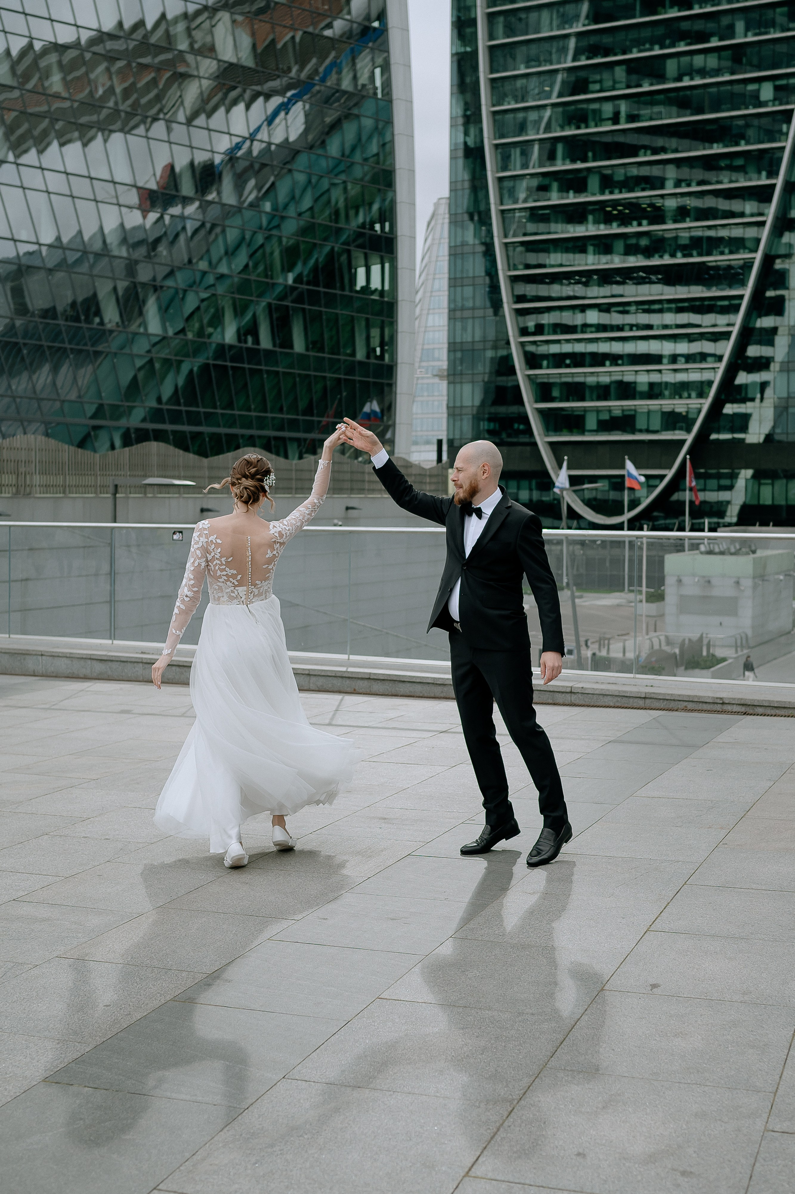 Регистрация брака и фотосессия в ресторане Birds, Башня Око. Свадебный фотограф Москва — Сергей и Татьяна