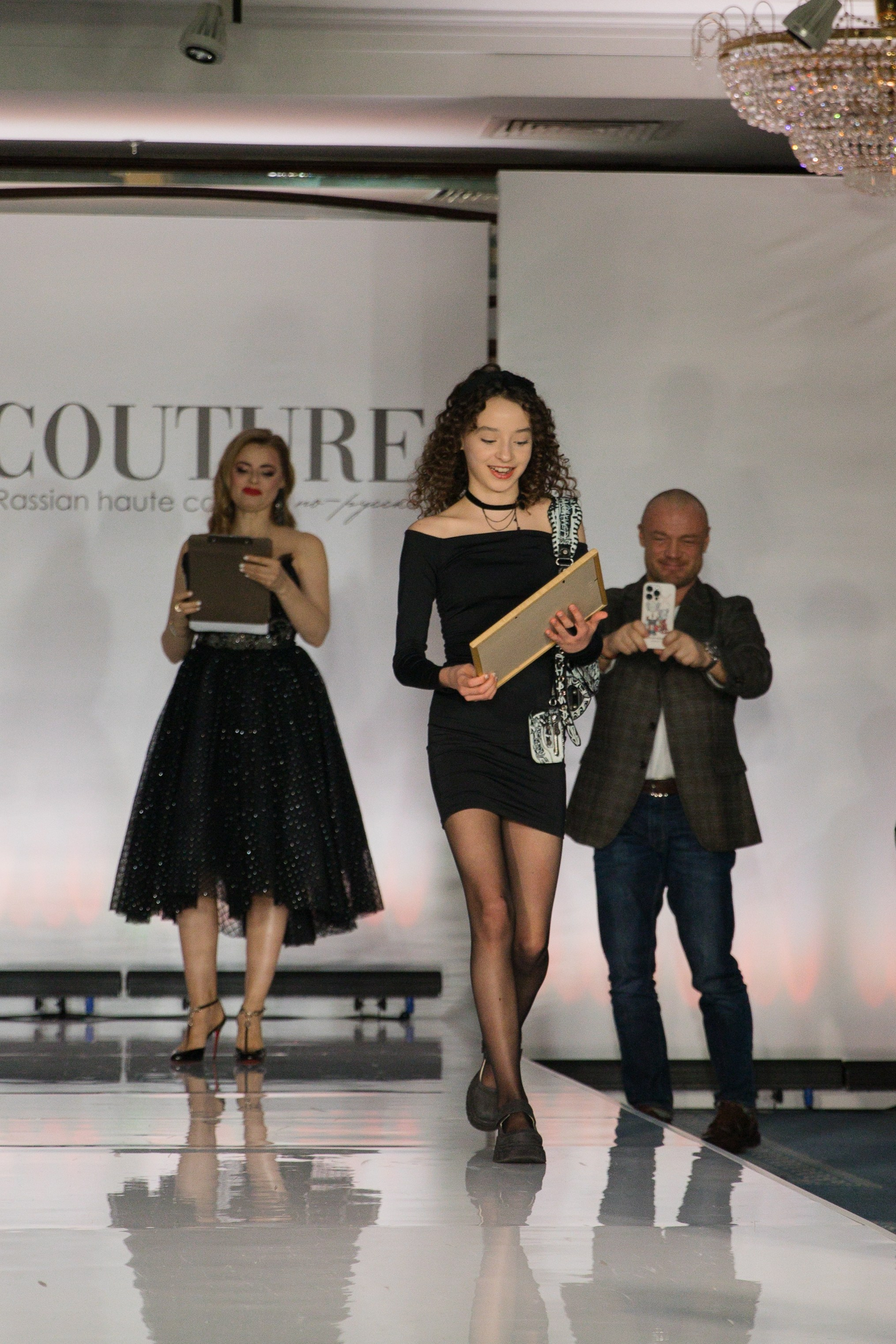 Репортаж показа «Кутюр по-русски». Фотограф в Санкт-Петербурге Вагнер Юлия