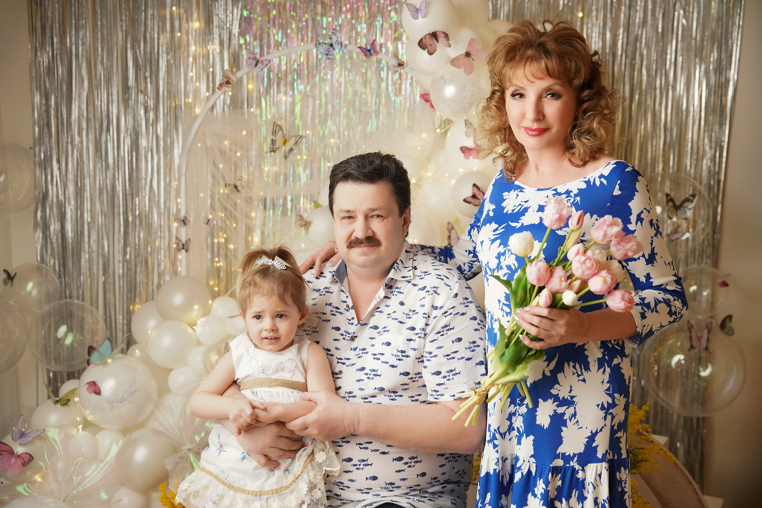 Тематическая семейная фотосессия. Фотограф новорожденных. Семейный и детский фотограф в городе Сургуте