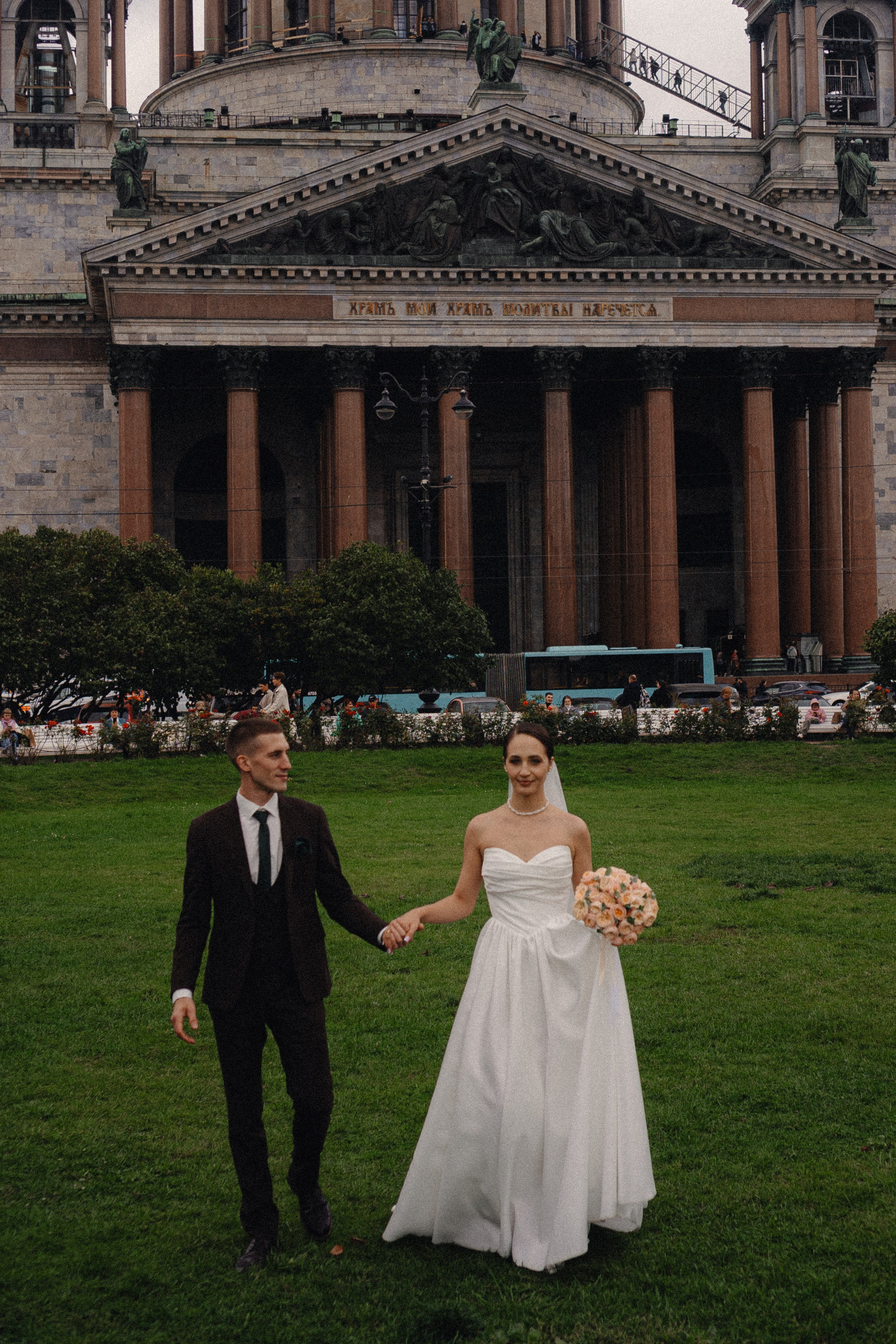 ЗАГС И ПРОГУЛКА 2 ЧАСА. Профессиональный фотограф, Санкт-Петербург — Виктория Богомолова