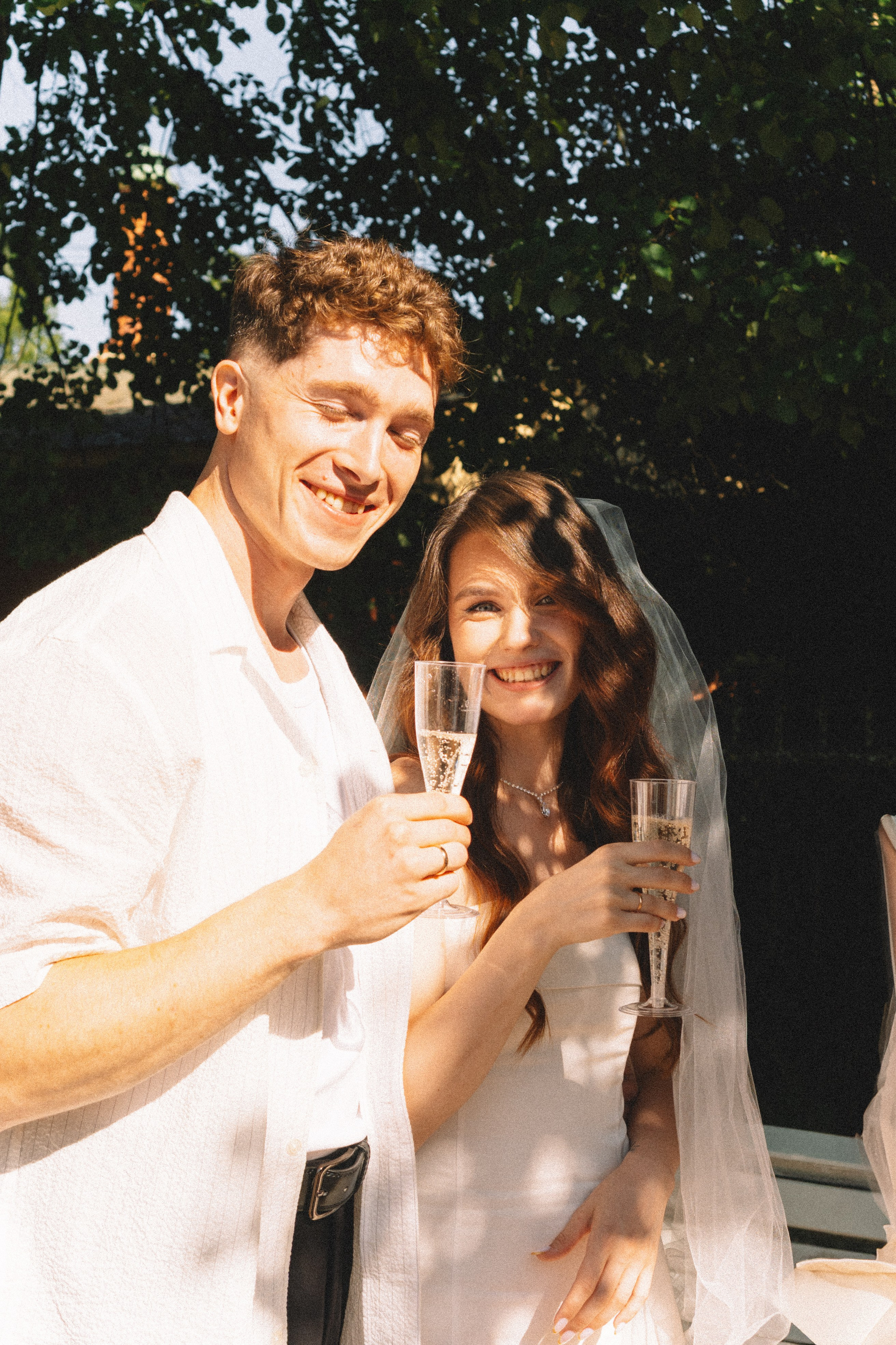 СВАДЕБНАЯ СЬЕМКА В ПЕТЕРГОФЕ И СЬЕМКА РЕПОРТАЖА В ЗАГСЕ ПЕТЕРГОФА. Профессиональный фотограф, Санкт-Петербург — Виктория Богомолова