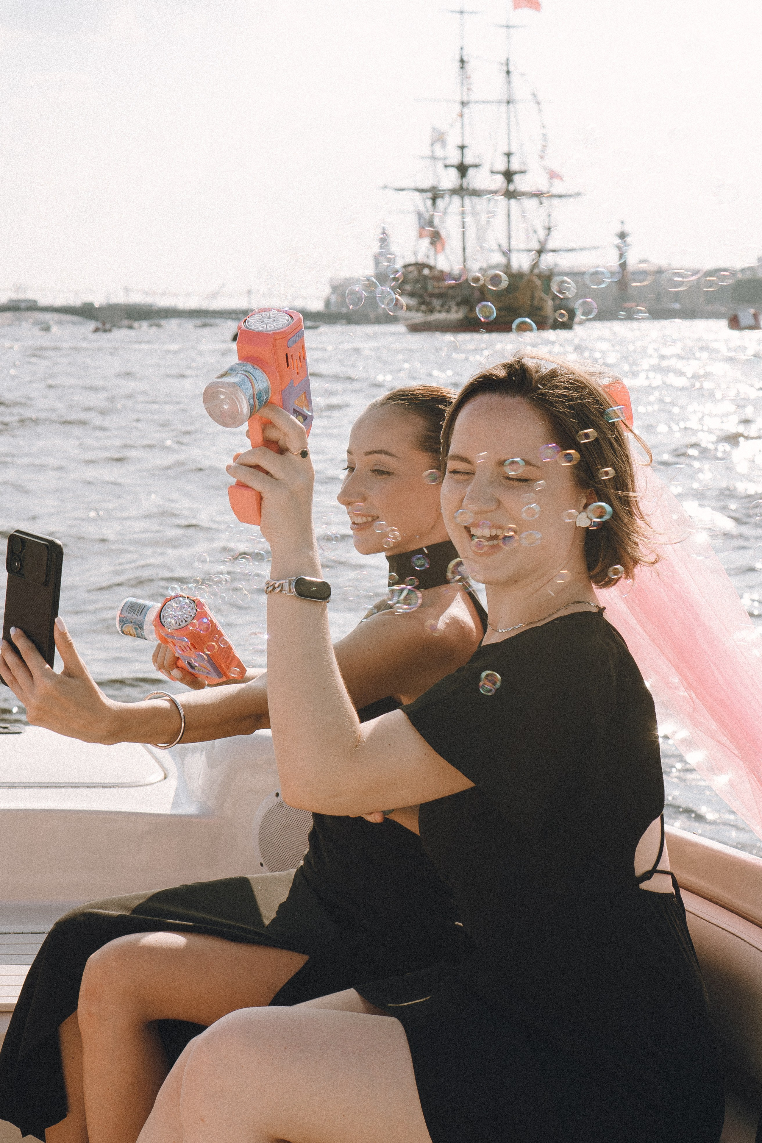 ДЕВИЧНИК НА КАТЕРЕ. Профессиональный фотограф, Санкт-Петербург — Виктория Богомолова