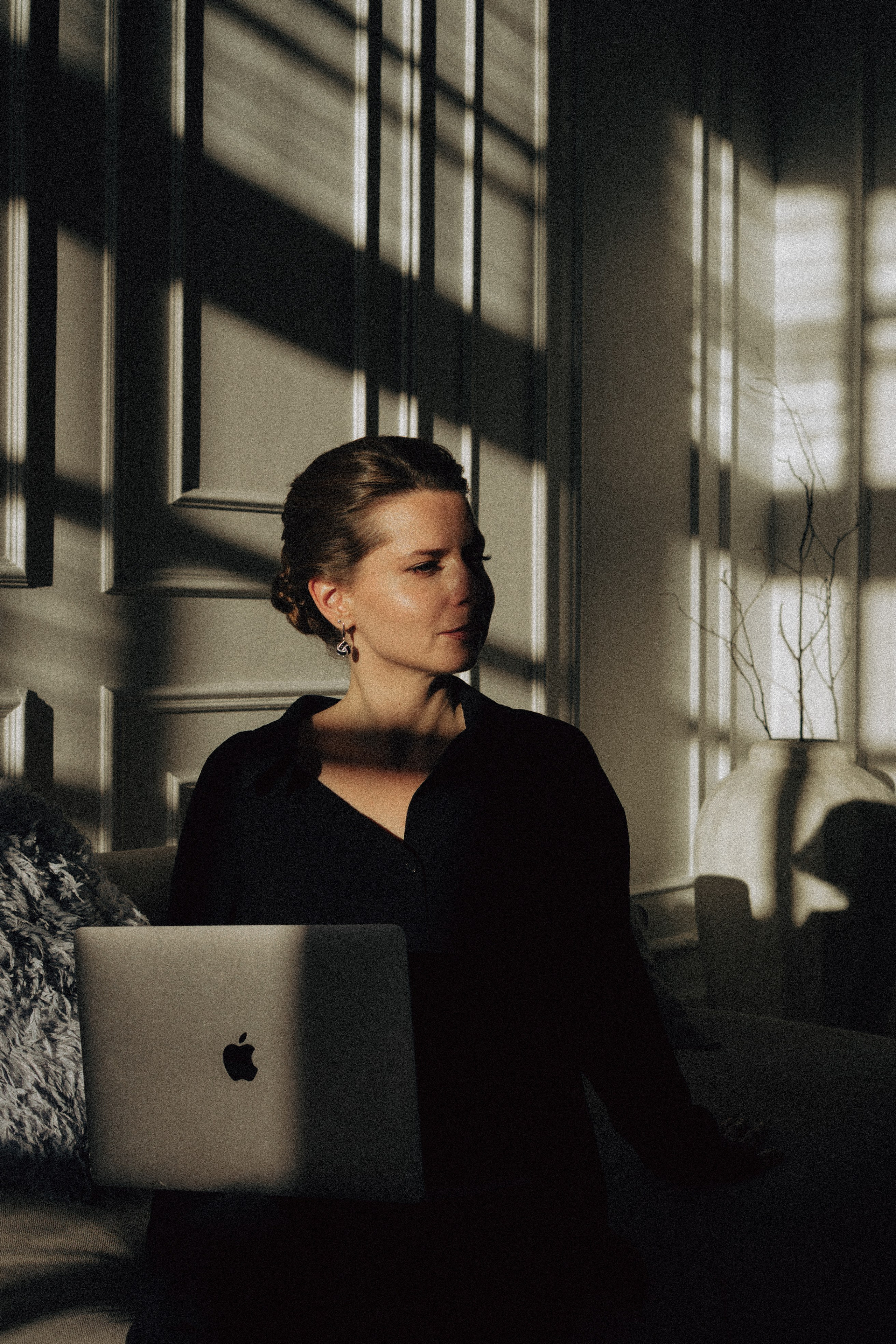 ФОТОСЕСИИЯ В СТУДИИ ДЛЯ ДЕВУШКИ ПСИХОЛОГА. Профессиональный фотограф, Санкт-Петербург — Виктория Богомолова