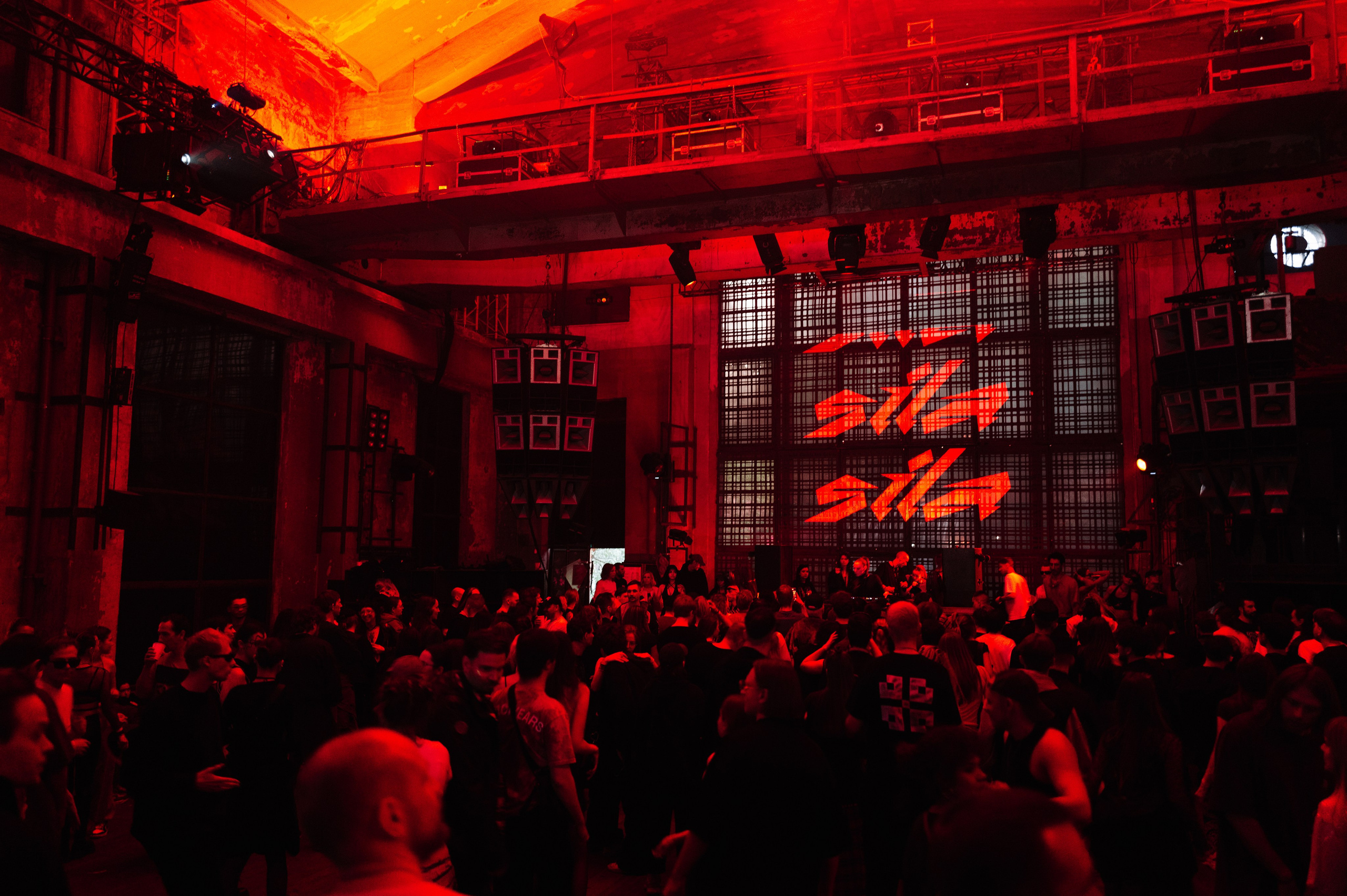 SICK YEARS, ARMA ╳ SILA SVETA. @tomrus: Рустам Шагиморданов — фотограф