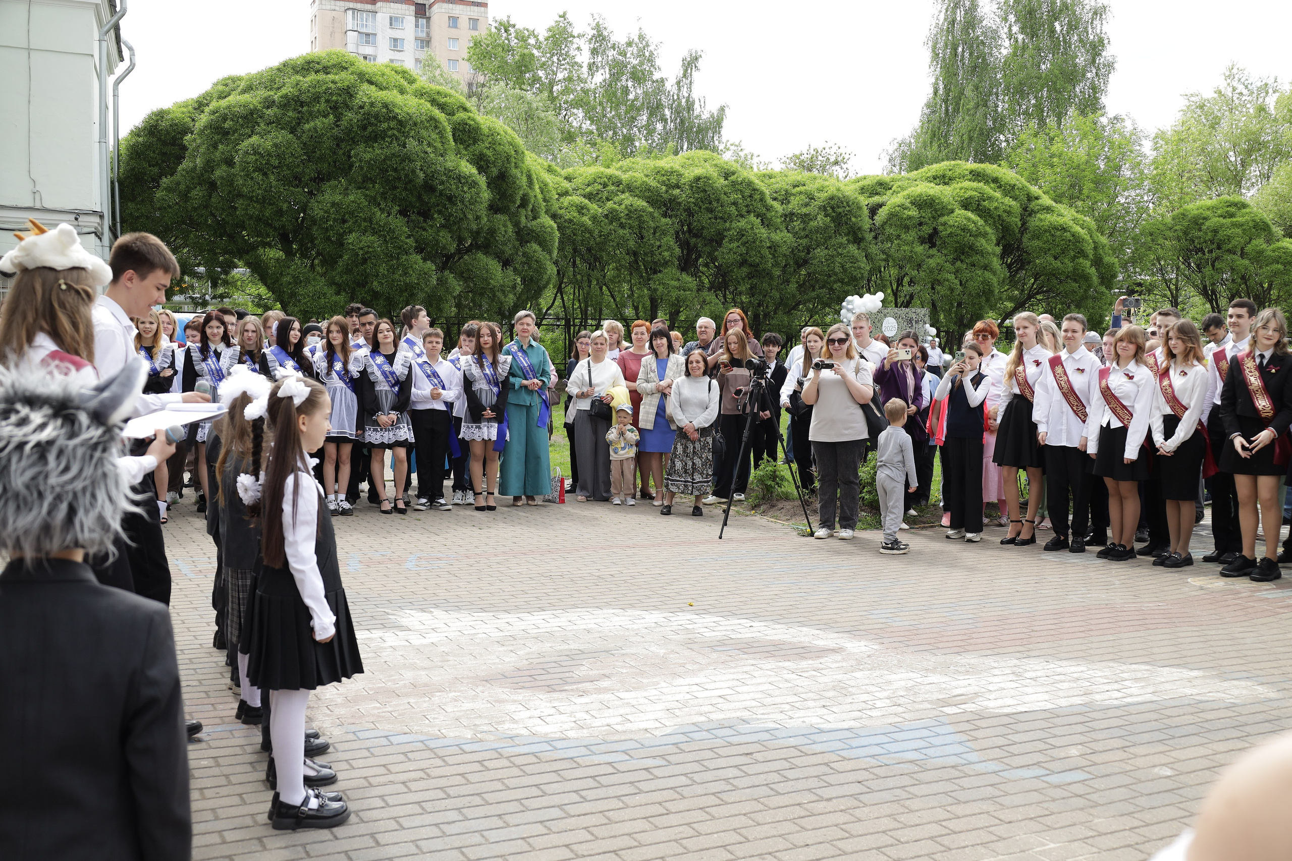 Последний звонок. Фотограф Надршина Лилия