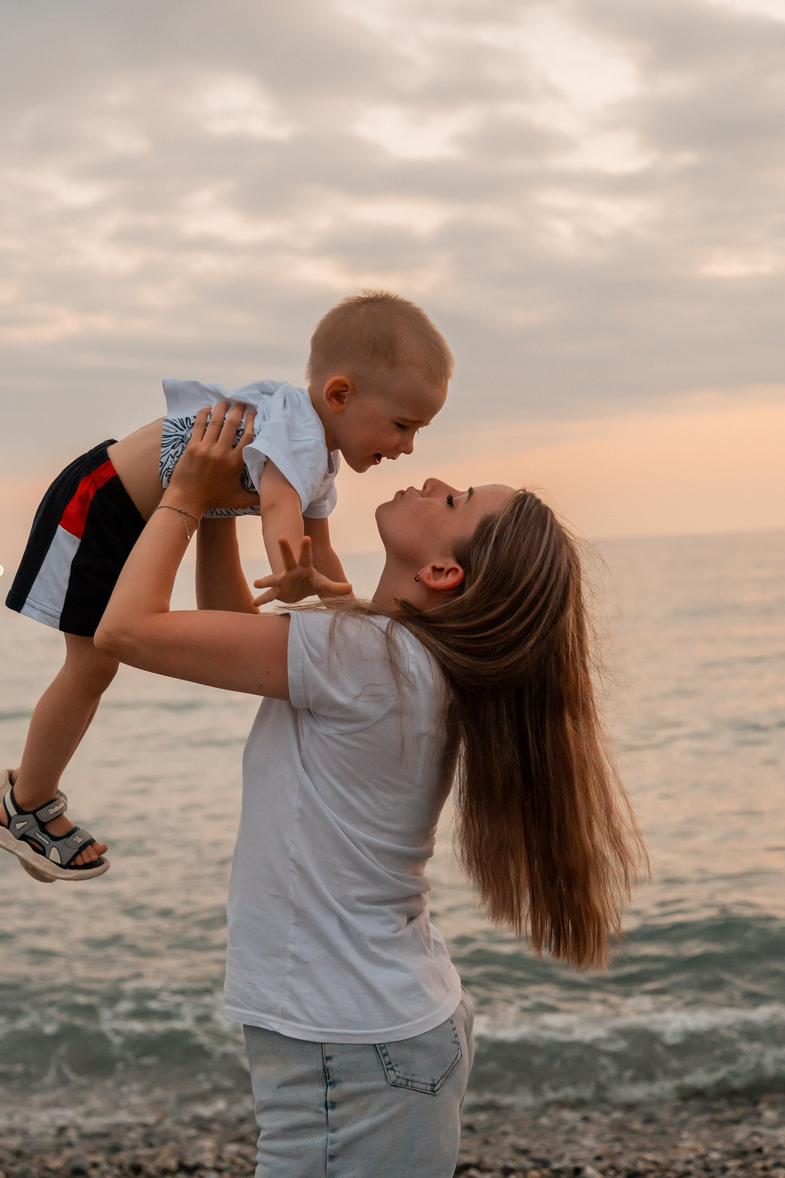 Прогулка у моря. Семейный фотограф в Сочи, Лоо, Дагомысе, Вардане Кучумова Олеся