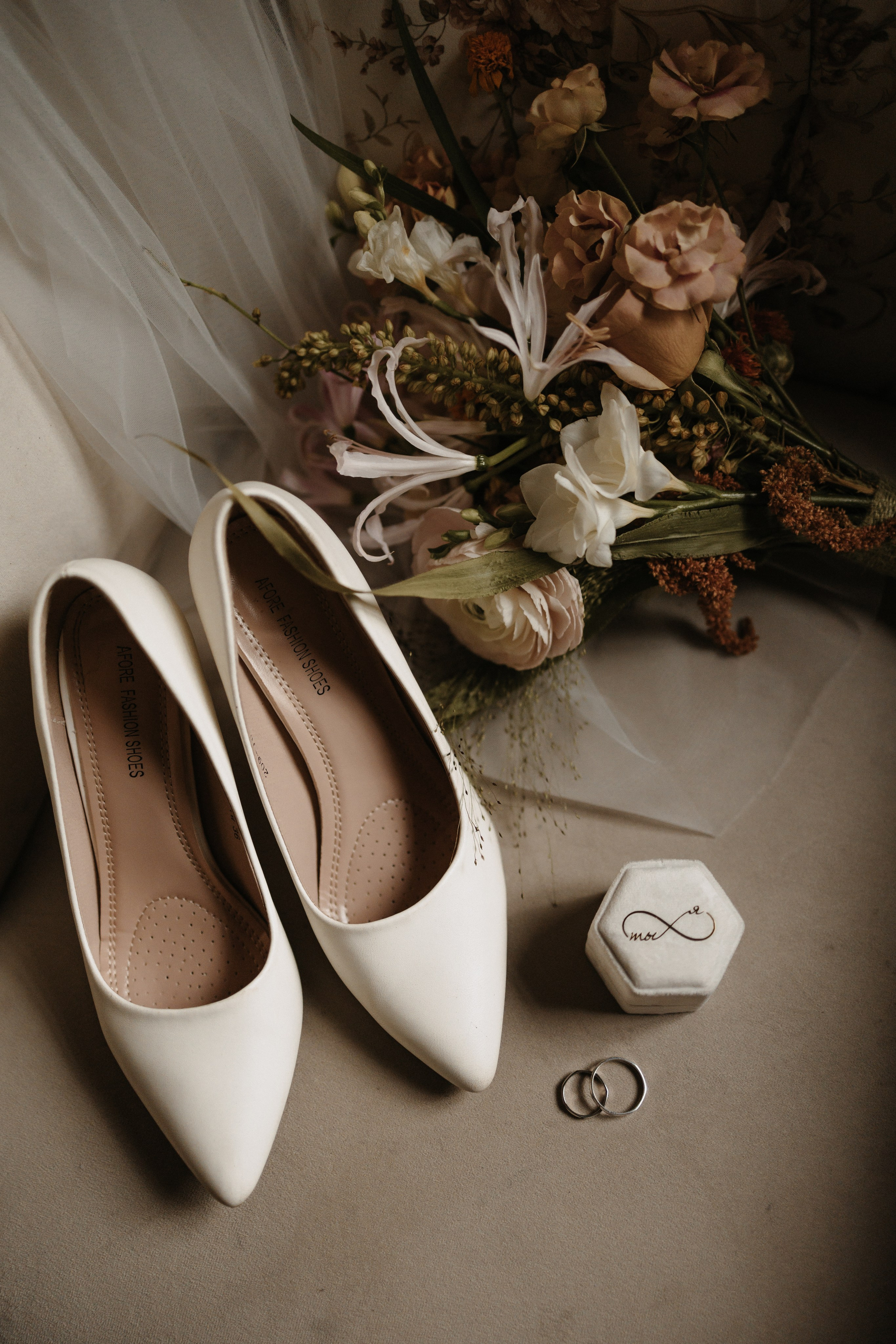 Илья и Ксюша (2024). Свадебный и семейный фотограф в Москве Яна Шувалова