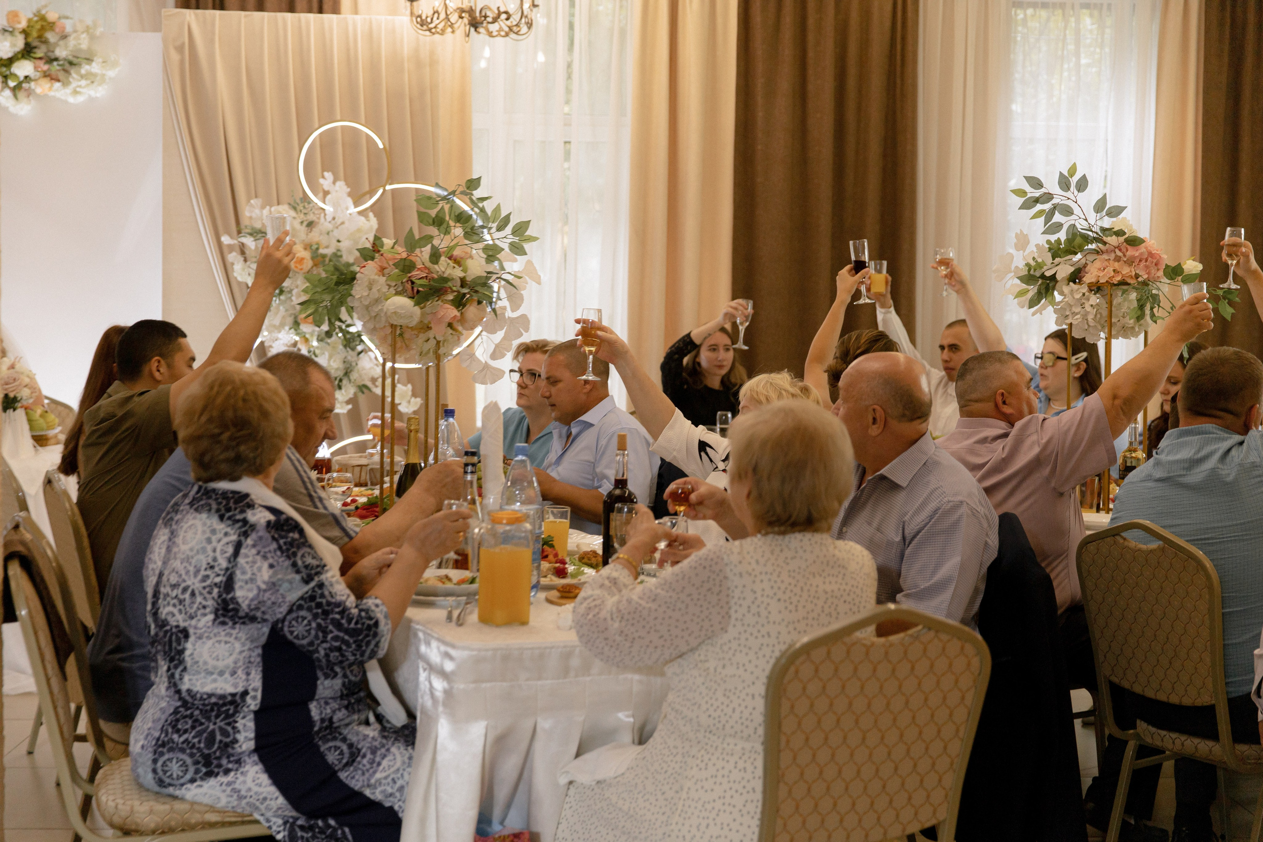 Он, она и весь день любви. Злата и Никита. Свадебный и семейный фотограф в Екатеринбурге Катя Буряк