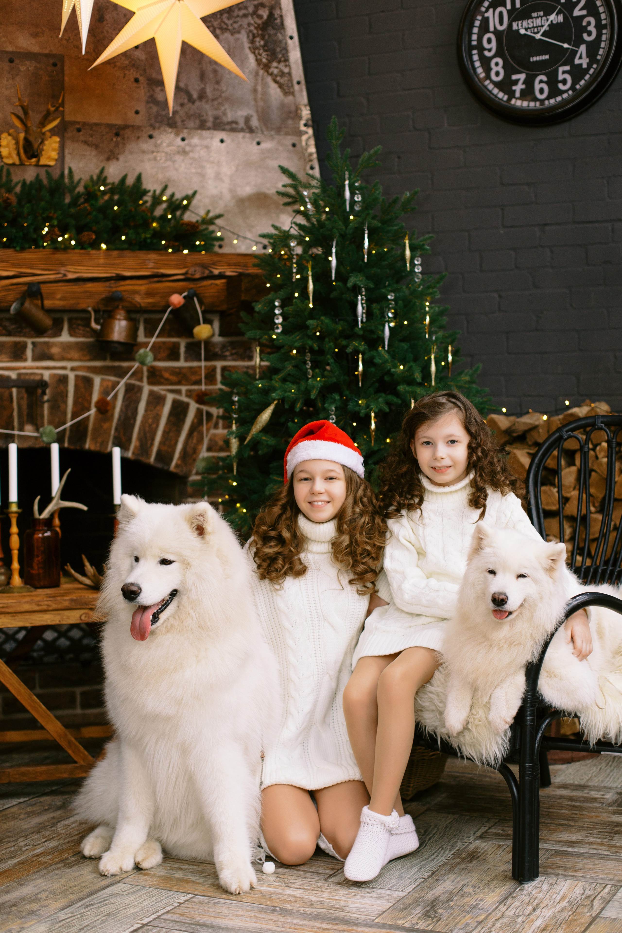 Новогодняя фотосессия в студии в Ростове для Юлии, Эли и Софии