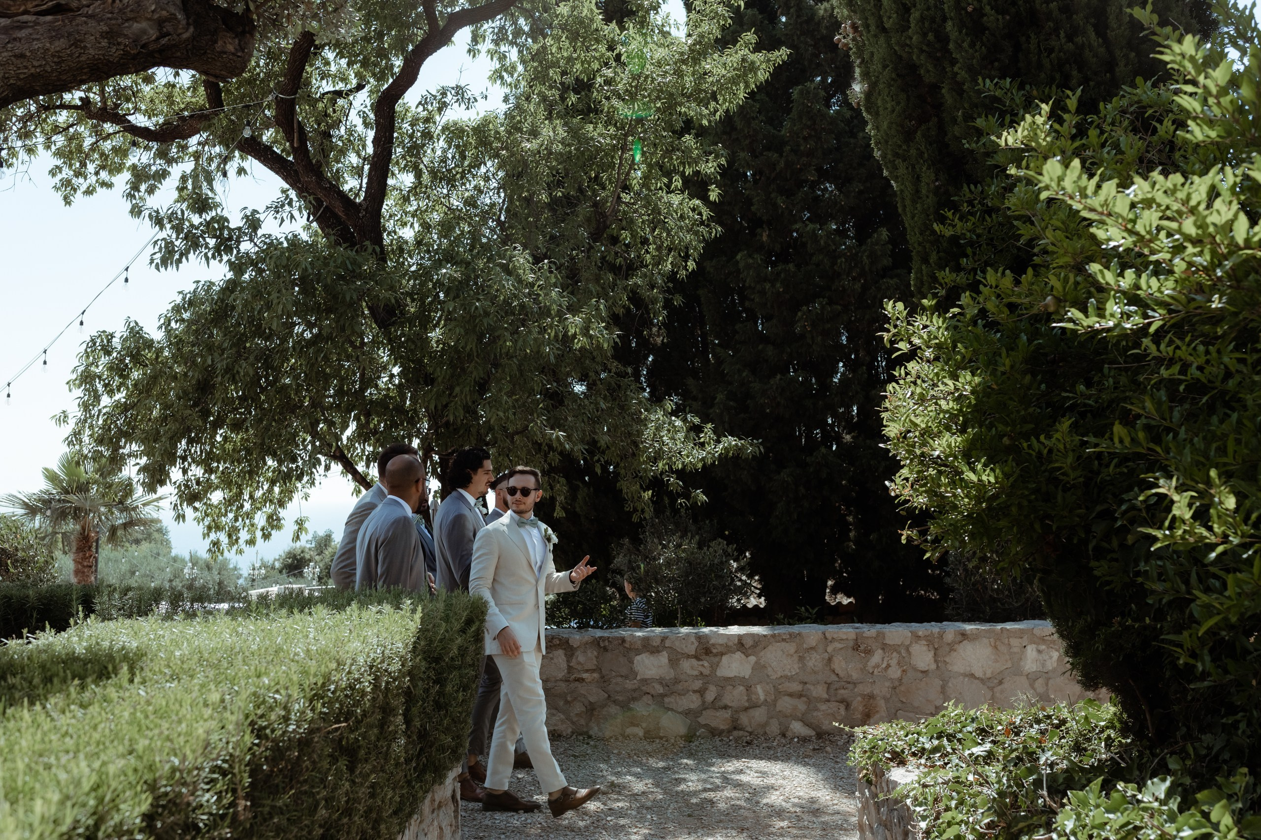 Julie and George. Elopement Wedding Photographer