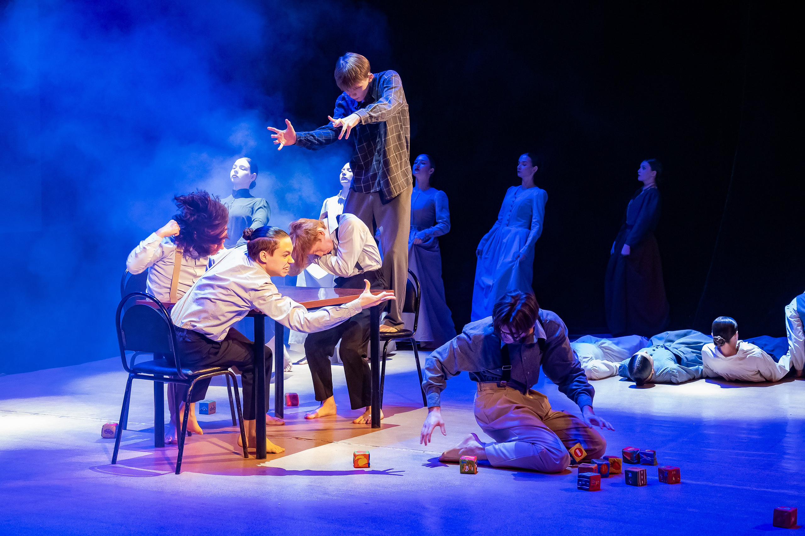 Концерт «Пространные танцы». Репортажный, семейный и детский фотограф в Пензе и Заречном Арина Ермилова. Картины барельеф на заказ