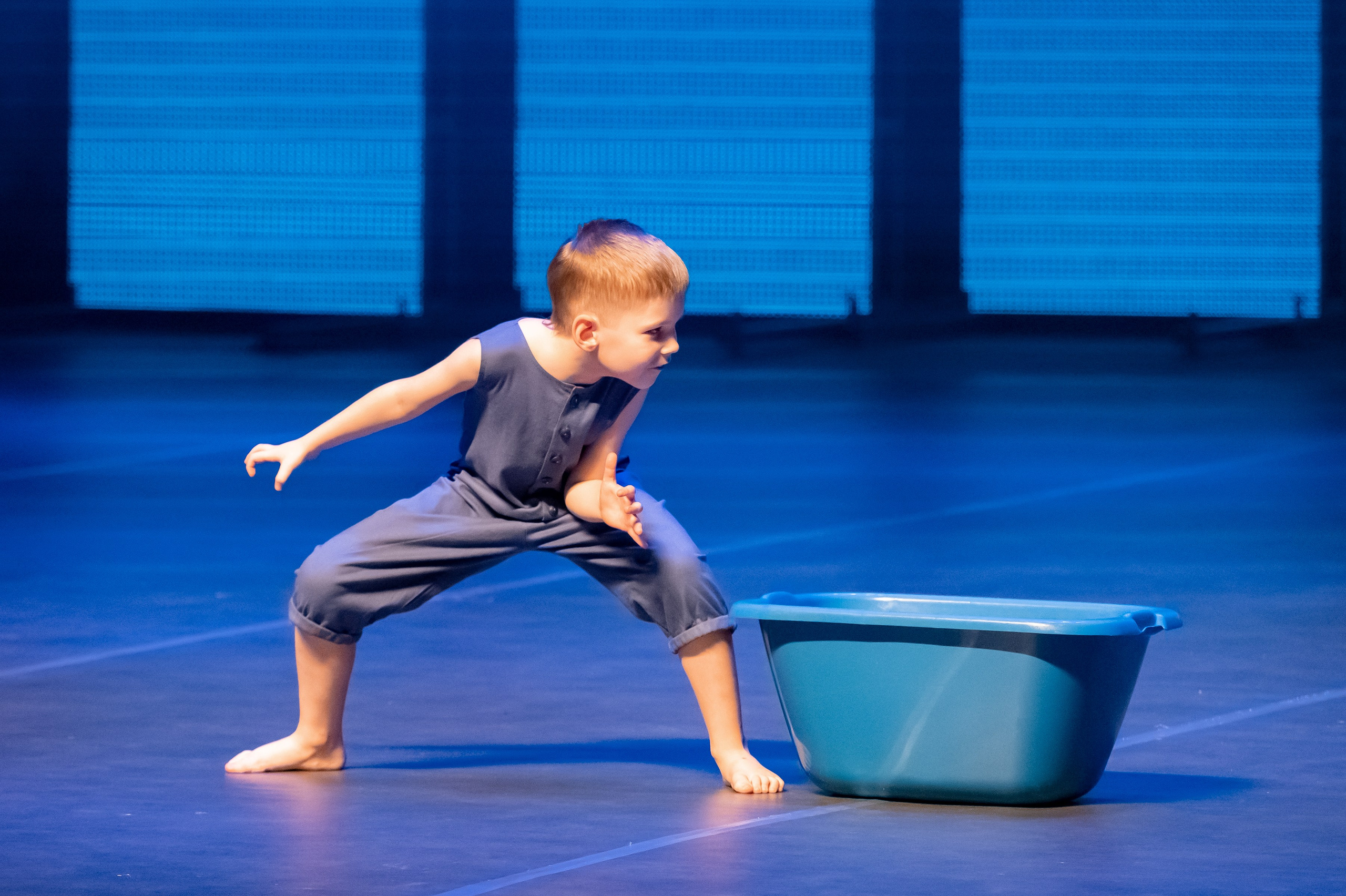 Концерт «Пространные танцы». Репортажный, семейный и детский фотограф в Пензе и Заречном Арина Ермилова. Картины барельеф на заказ