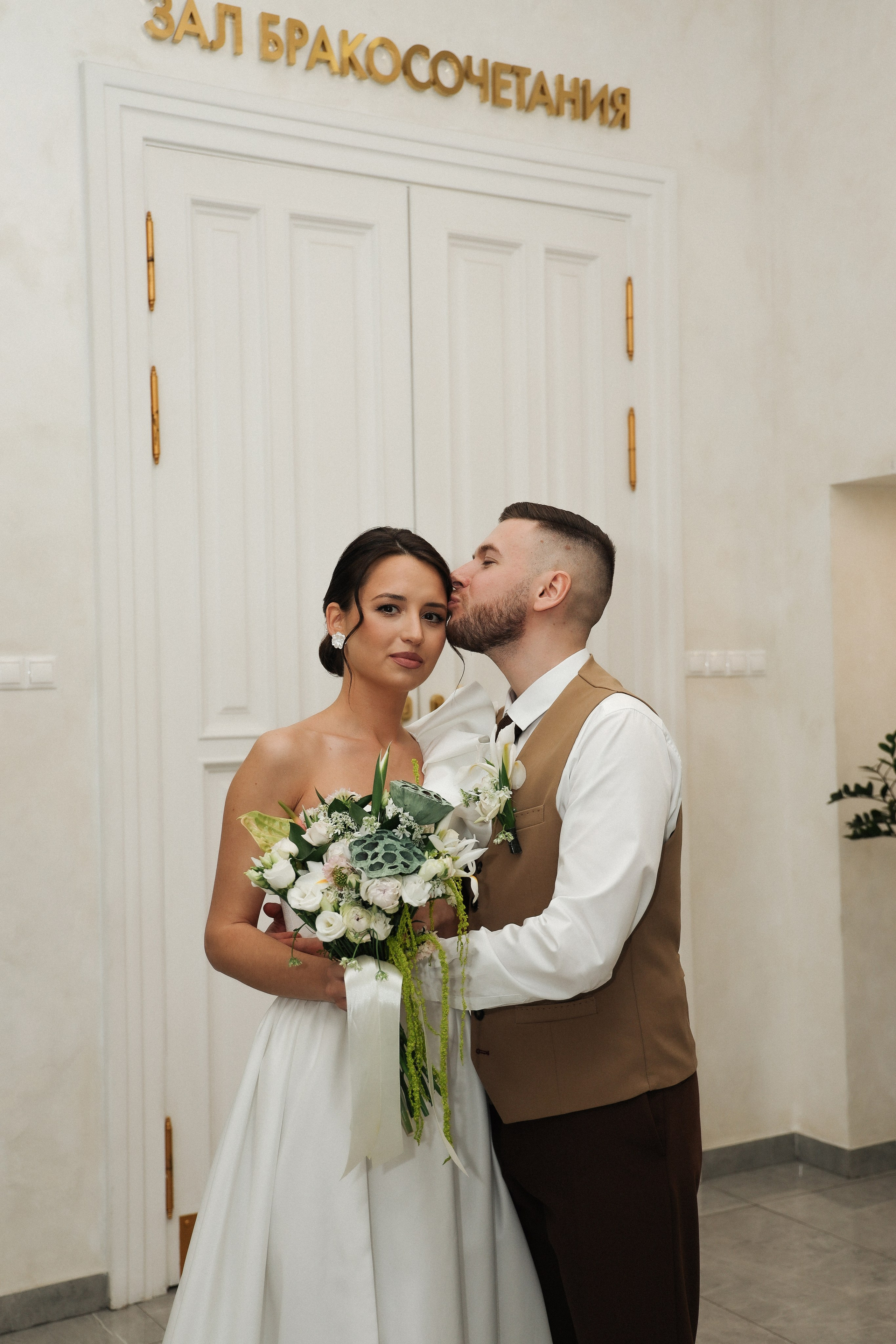 Е. +  П. С утренних сборов и до торта. Семейный и lovestory фотограф в Москве Светлана Коняхина