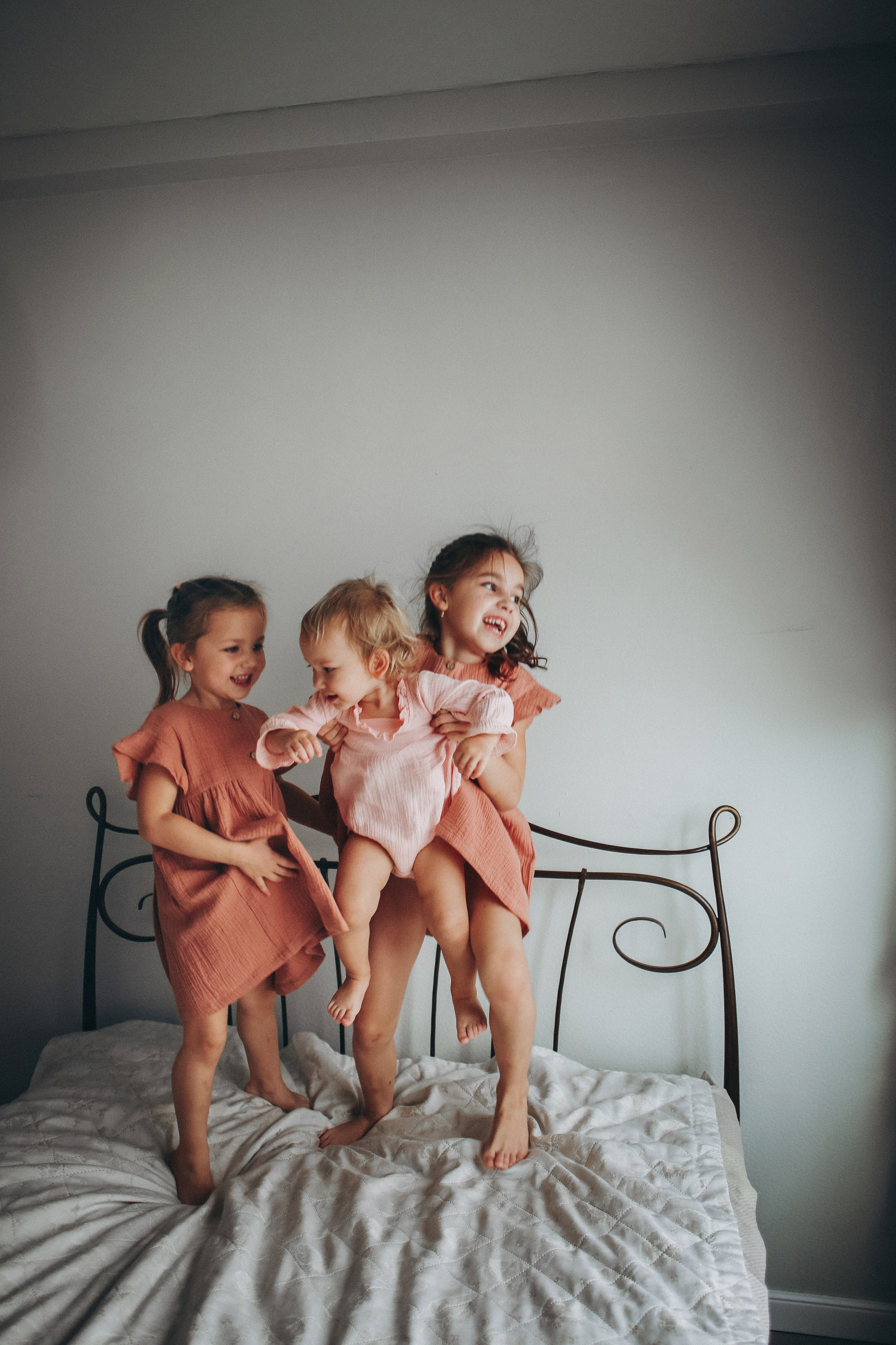 Светлана с дочками. Семейный фотограф в Москве Марина Петра