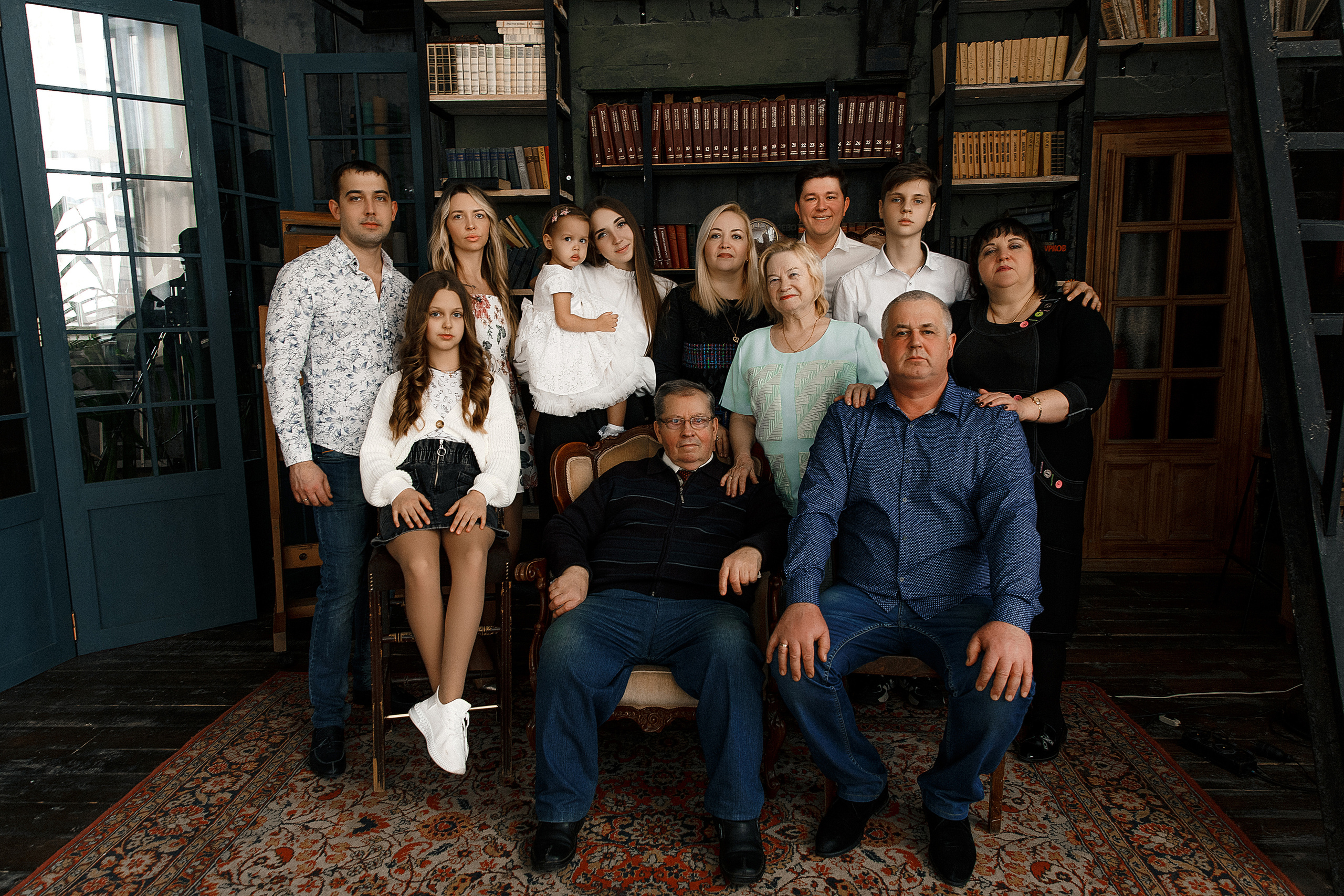 Семья (12 человек). Свадебный и семейный фотограф в Саратове Виолетта Привалова