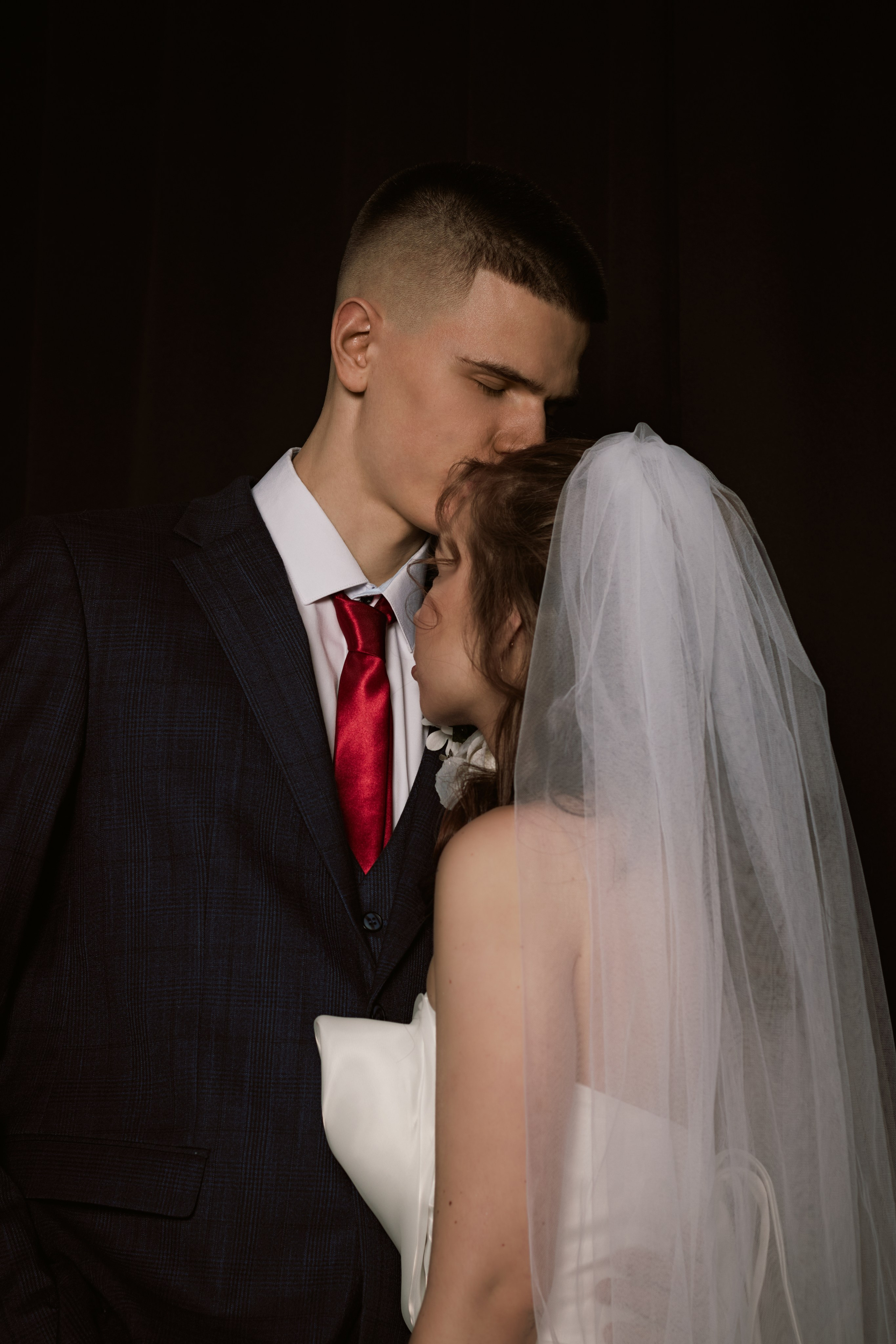 Студия + ЗАГС | Вероника & Иван. Фотограф Красноярск | Ховрин Иван | Свадьбы, Мероприятия, Фотосессии