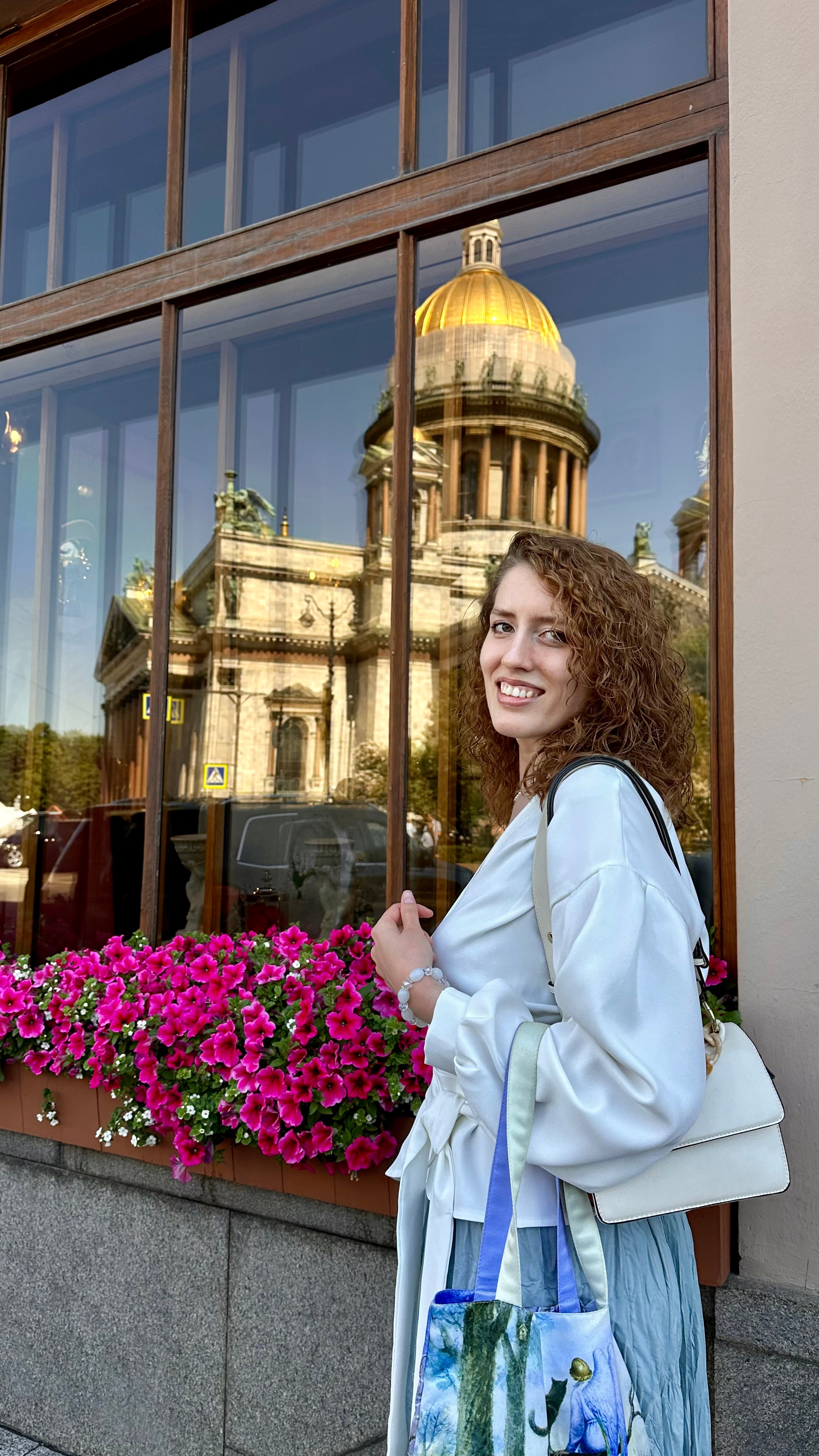 Прогулка по центру. КОНТЕНТ |БРЕНД фотограф Санкт-Петербург — Жанна Олтаржевская