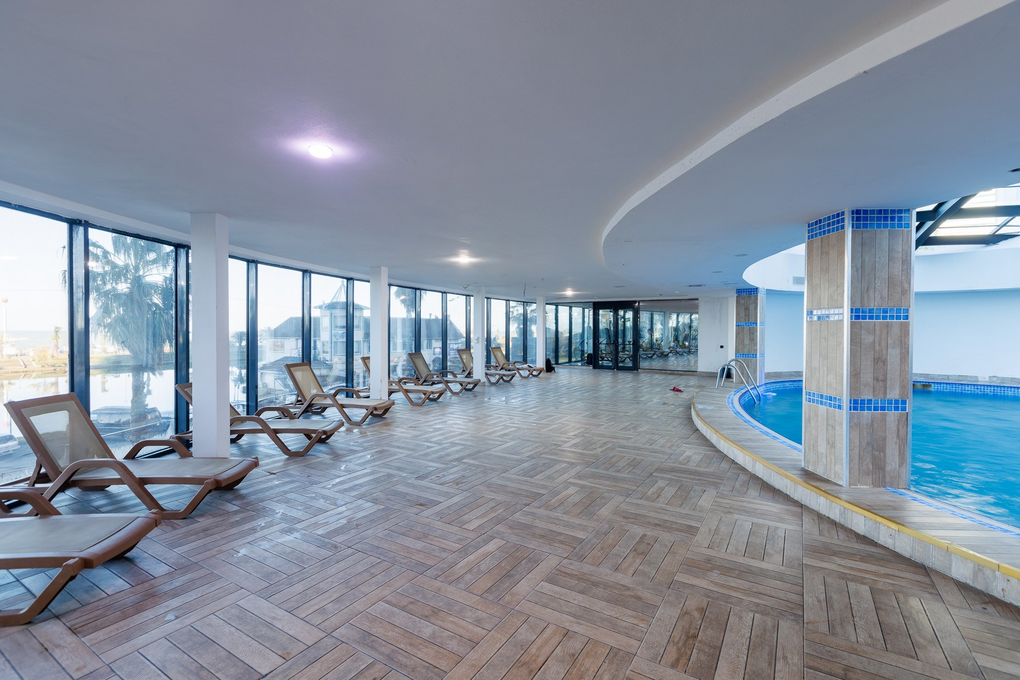 SKY TOWER (METRO CITY). Режиссёр, клипмейкер, фотограф — Андрей Охота