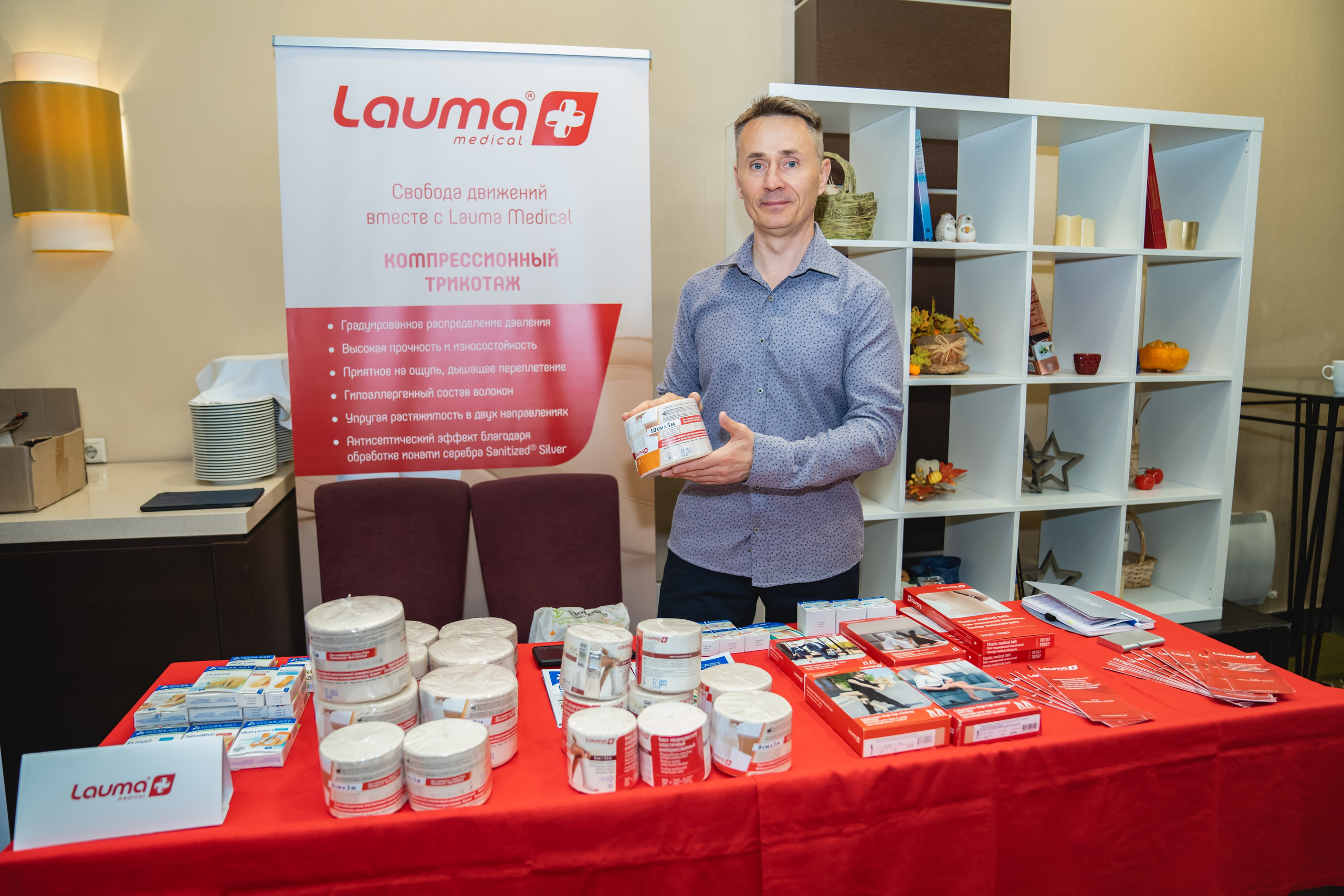 Фотосессия форумов, конференций. Занимаюсь профессиональной фотографией и живу рядом с Байкалом. Работаю в разных жанрах