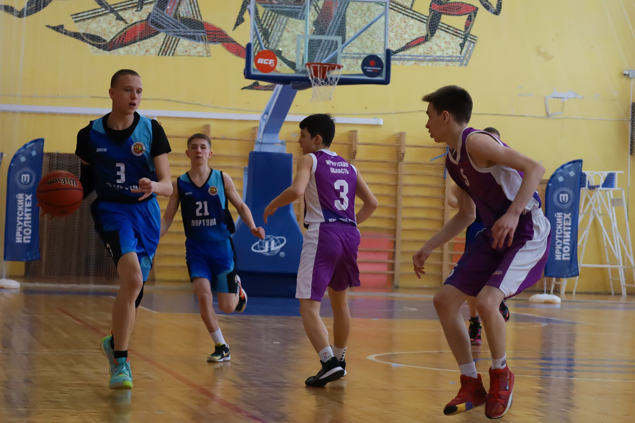 Баскетбол. Репортажный фотограф в Иркутске Семён Фёдоров