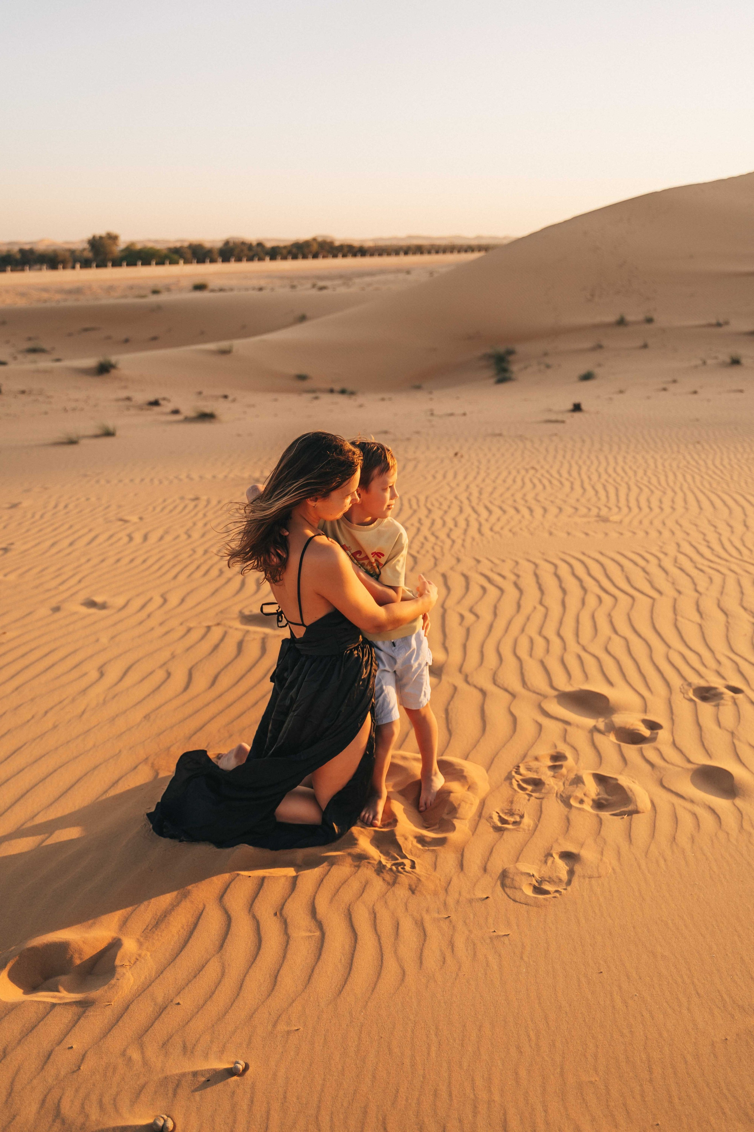 Семейная фотосессия в пустыне Абу-Даби. Фотограф и видеограф в Москве и Абу Даби Мария Кулагина