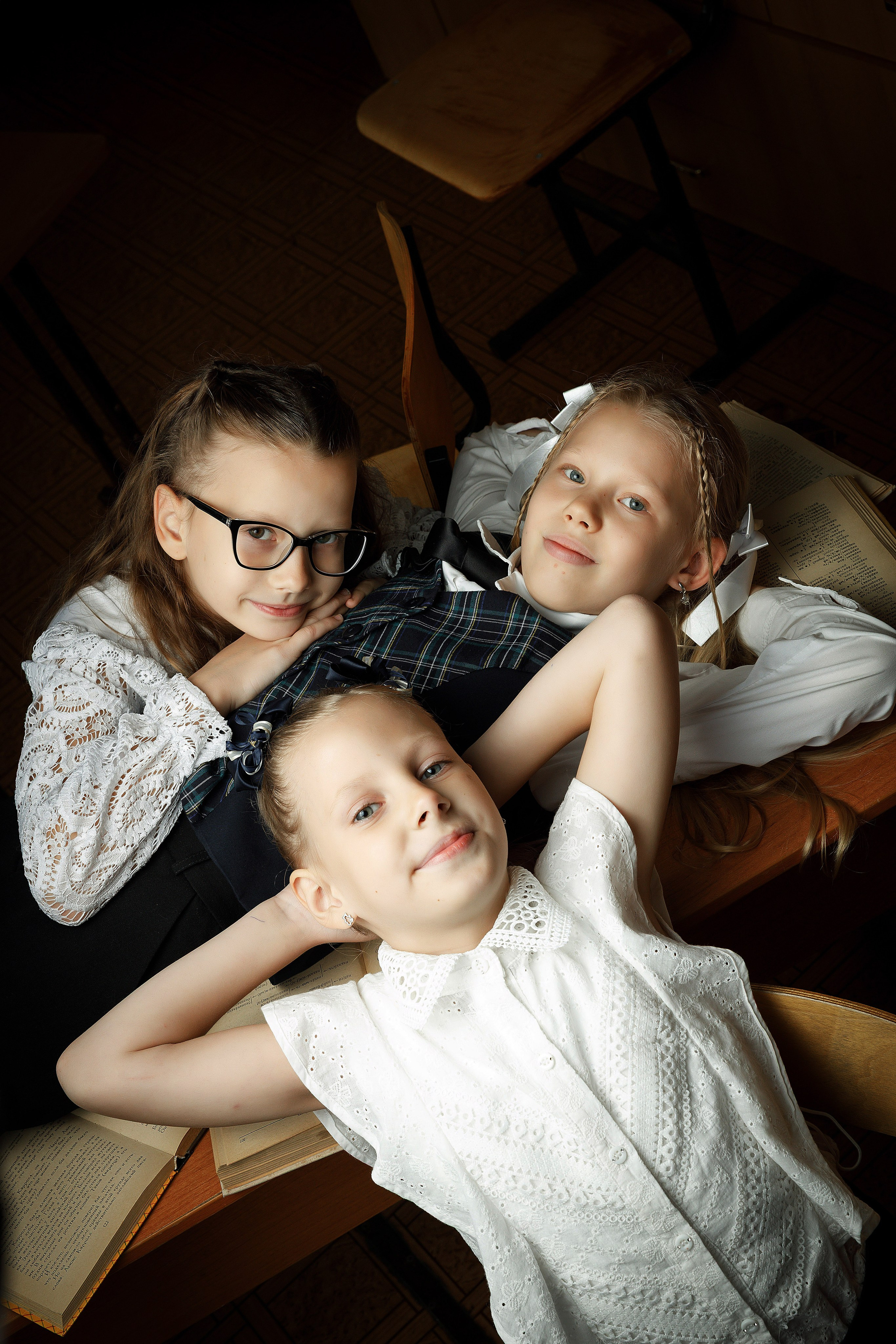 Фотосессия для 2-го класса шк 58. Photoalbum-vl.ru