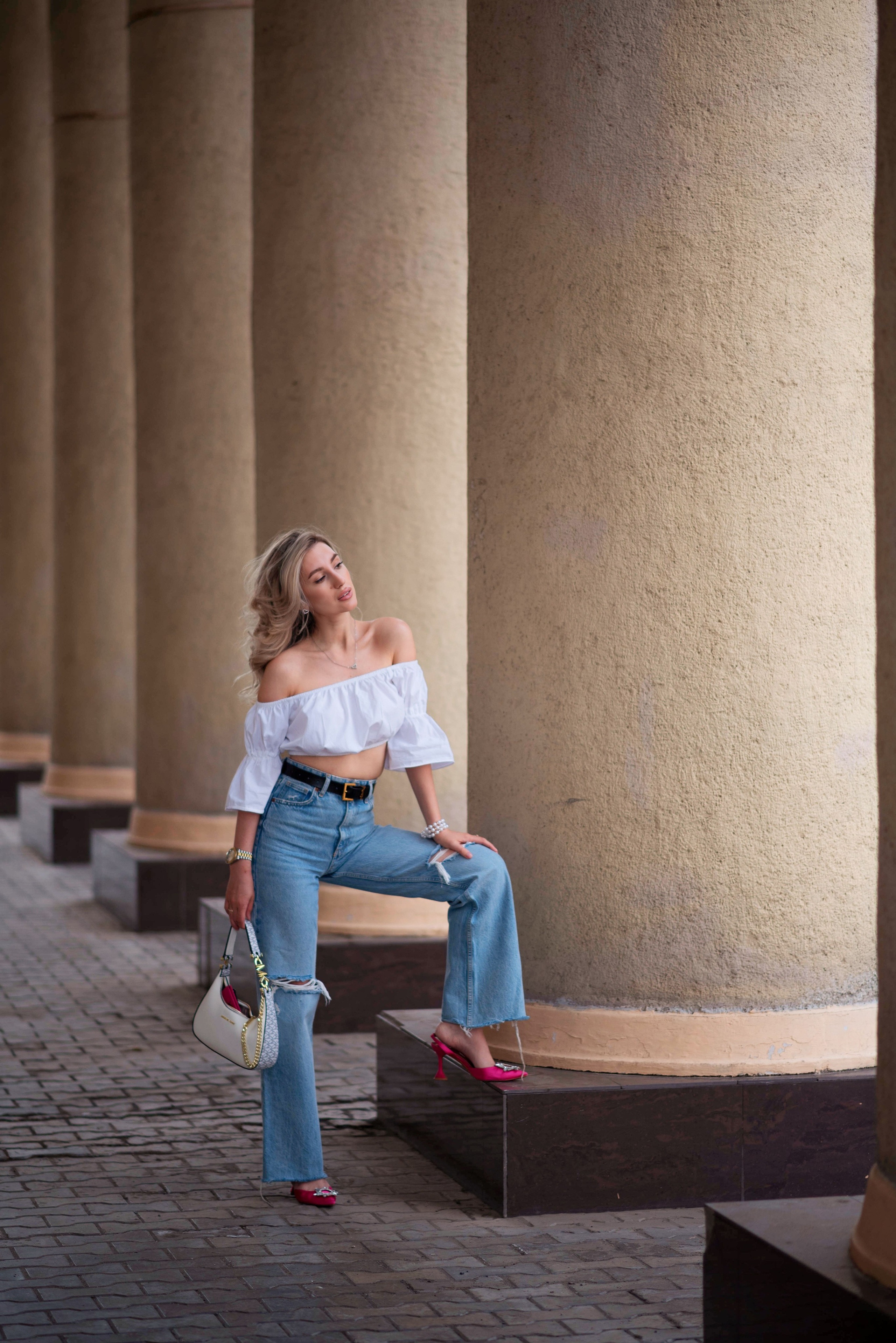 Магазинам одежды и обуви. Профессиональный фотограф в Оренбурге Ира Воздух