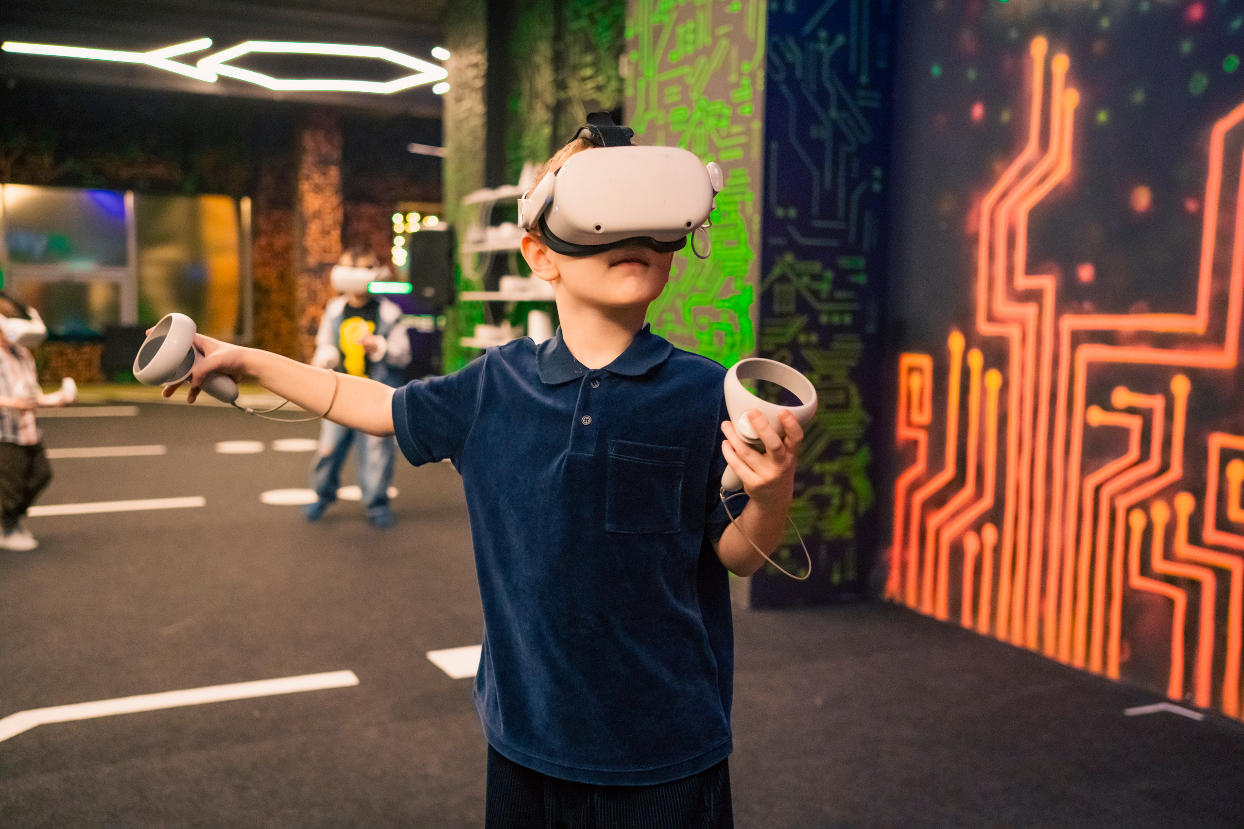 VR (November-December 2024). Felixtones