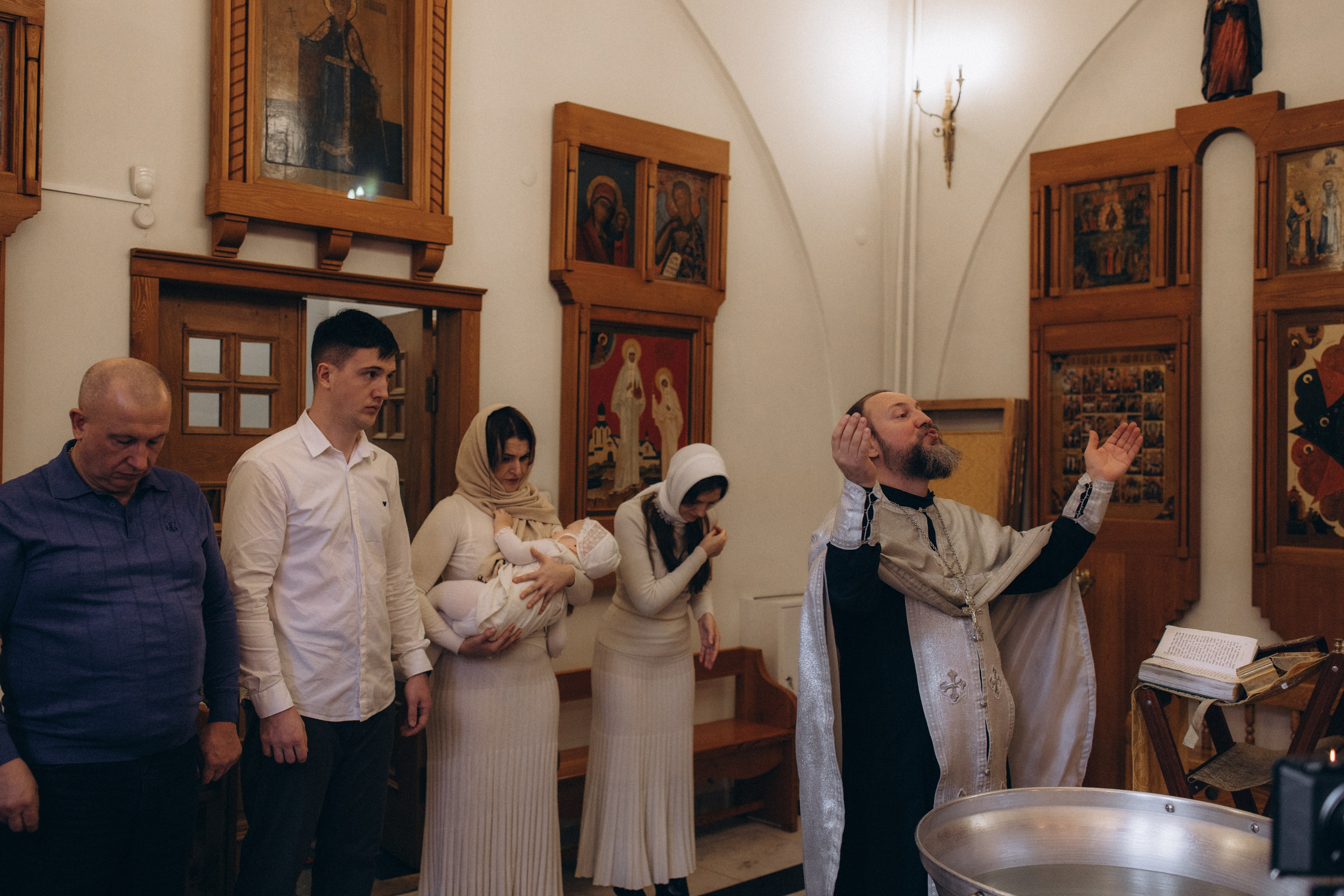 Крещение Надежды. Семейный фотограф Москва Наталия Осьмакова