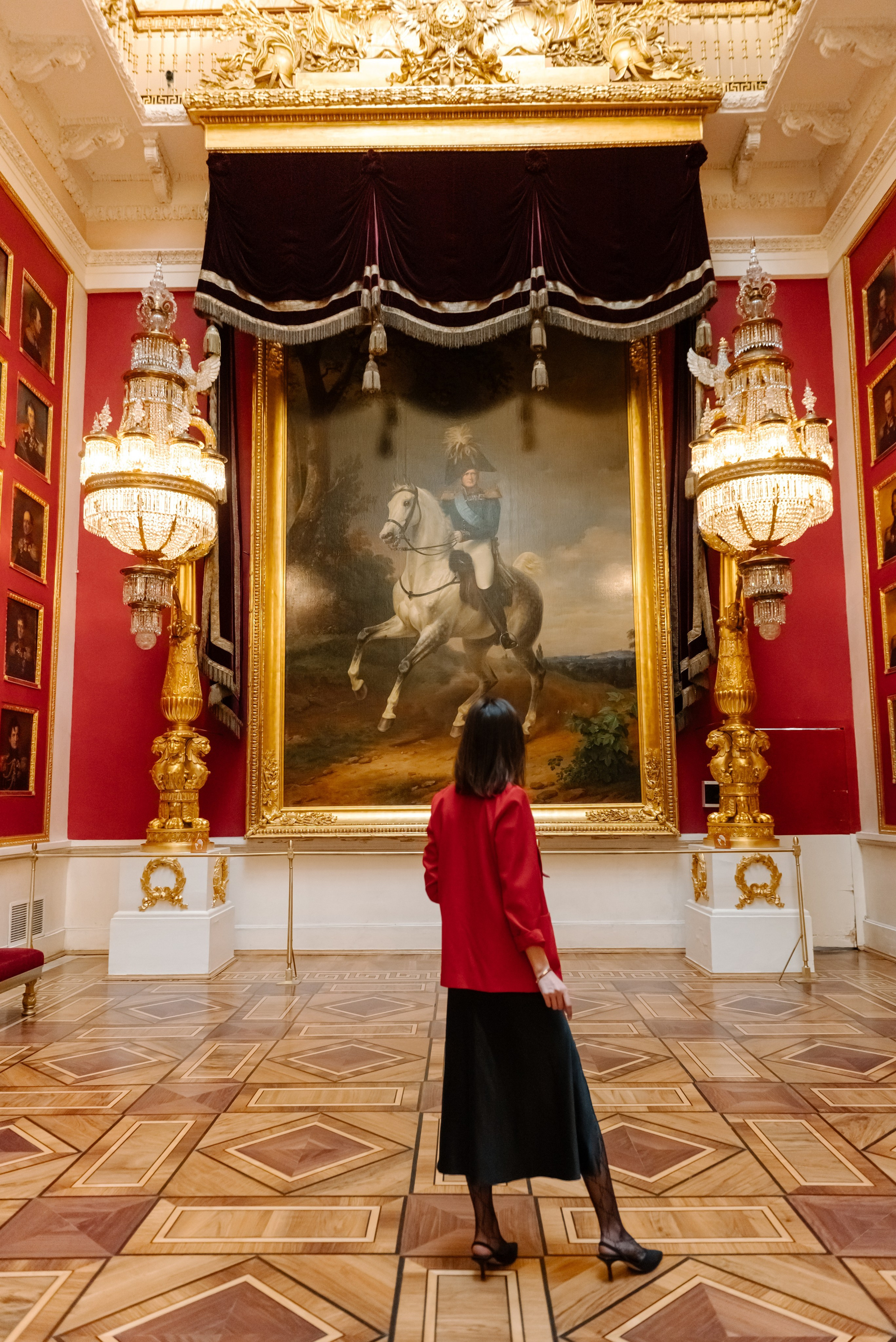 Женский фотограф в СПб Елена Худякова. Провожу фотосессии для девушек