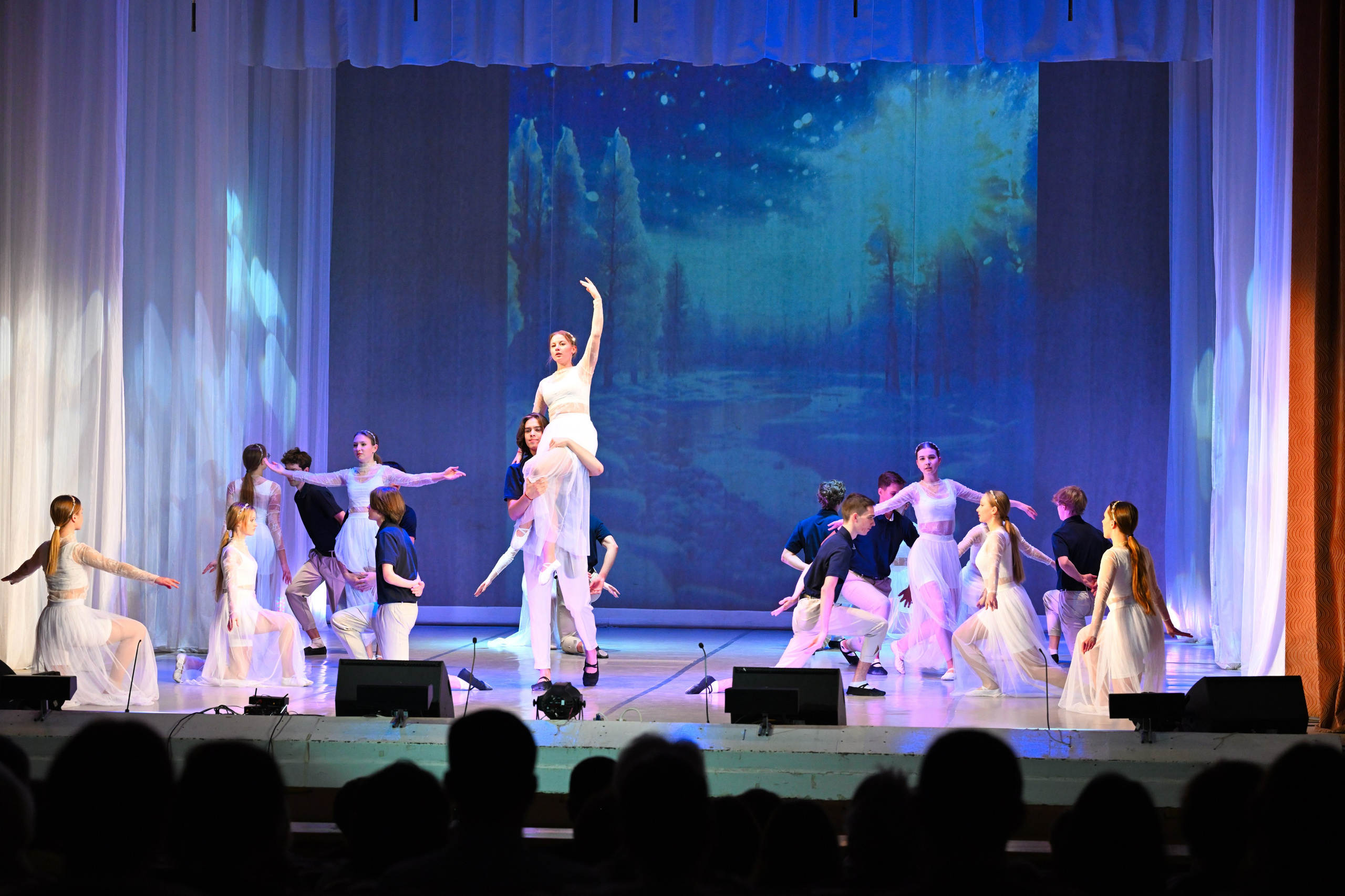 2025-12-19 Танцы ДК. Снежинск фото Андрианов