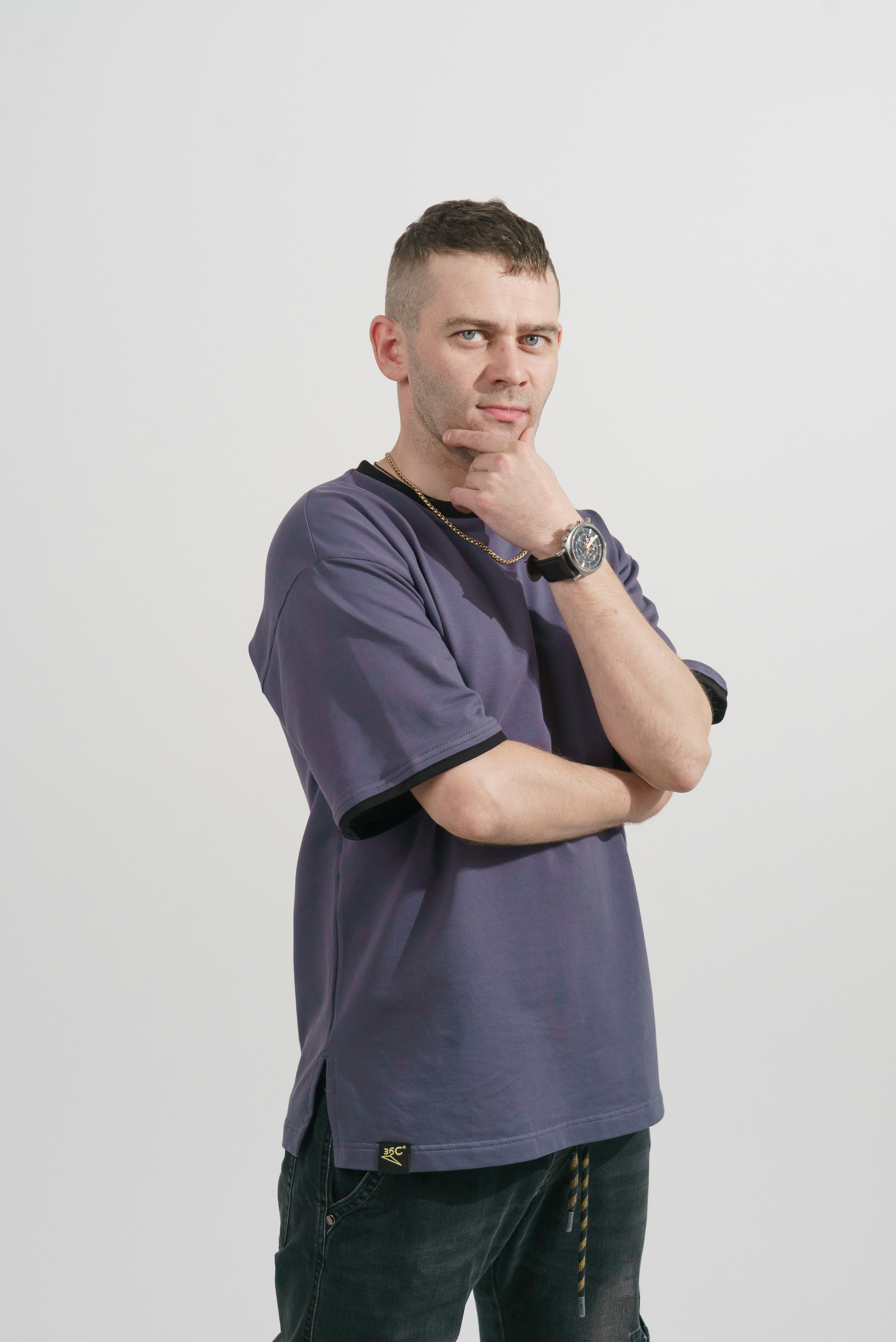 Предметная фотосъемка одежды для Wildberries и Ozon — бренды Краснодара. Фото и видеосъемка одежды для маркетплейсов Ozon, Wildberries. Шедевры для Вас! Фотограф и Видеограф в Краснодаре Пахиев Руслан