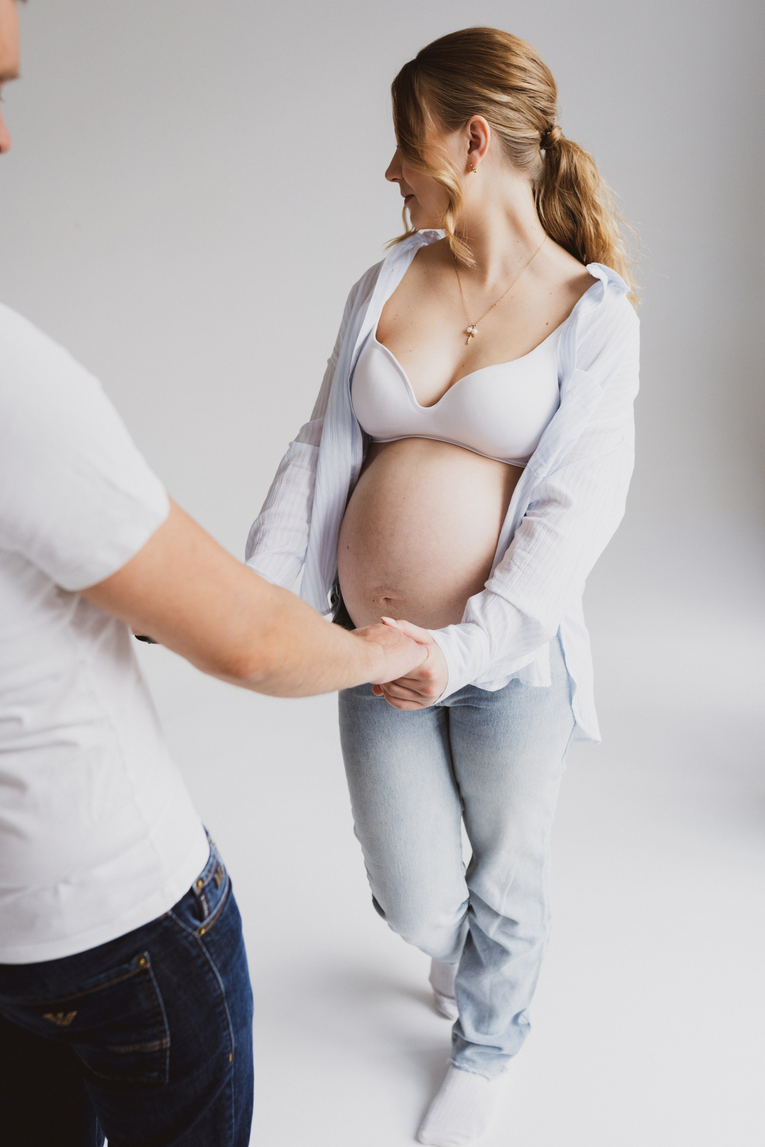 Семейная фотосессия в студии в Москве, семейный фотограф Анна Полушина. Свадебный фотограф в Москве Анна Полушина