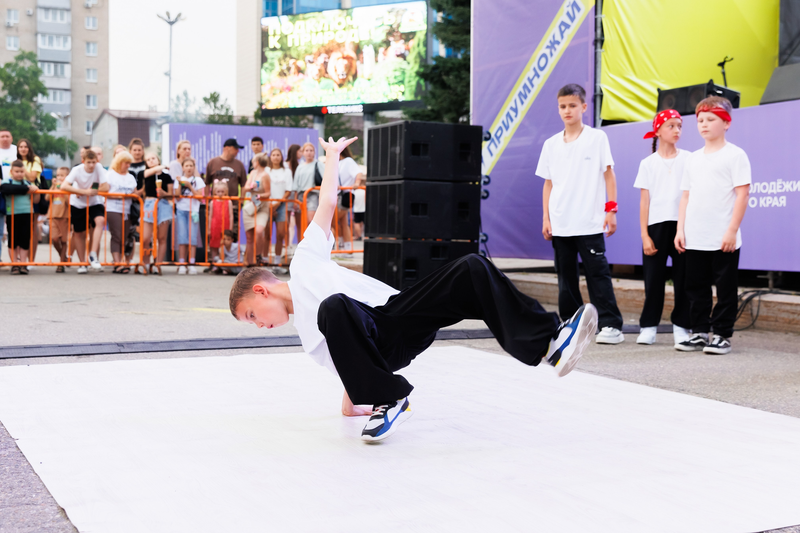 ДЕНЬ МОЛОДЕЖИ. Фотограф семейных, детских, репортажных съёмок г. Уссурийск-Владивосток