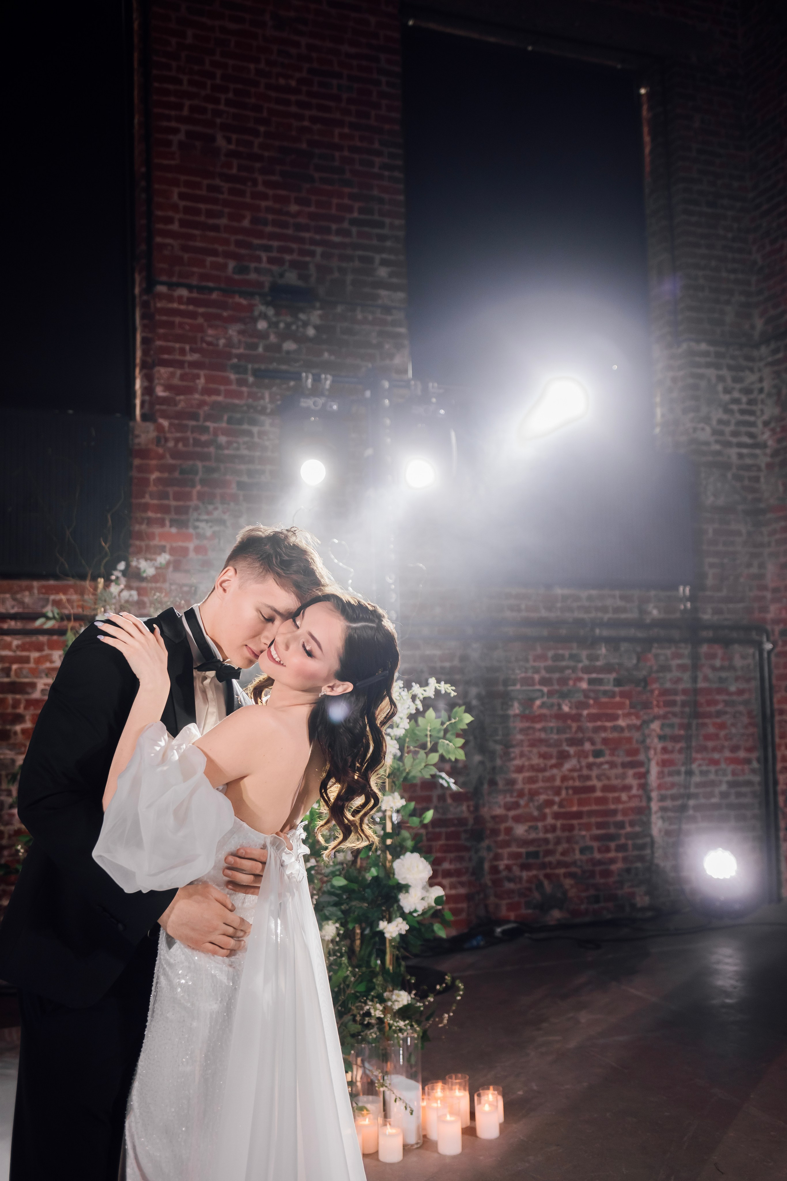 Мария и Алексей. Лофт. Свадебный и семейный фотограф в Москве Евгения Лисина