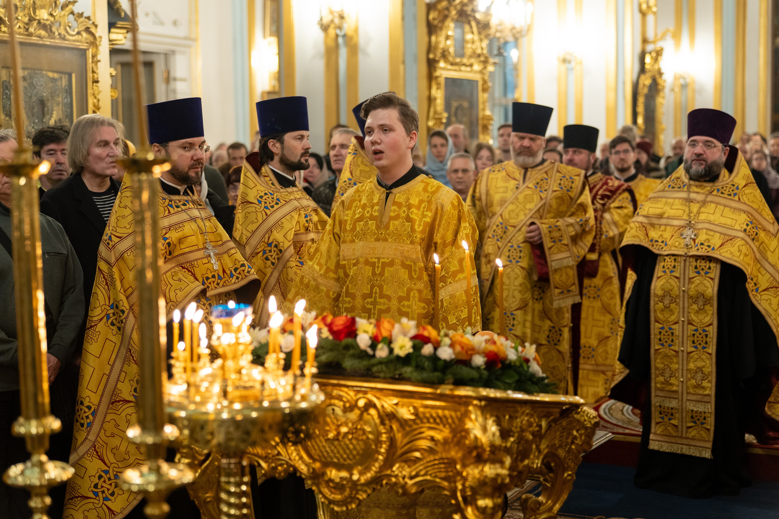 Праздничное бдение. НИКОЛО-БОГОЯВЛЕНСКИЙ МОРСКОЙ СОБОР