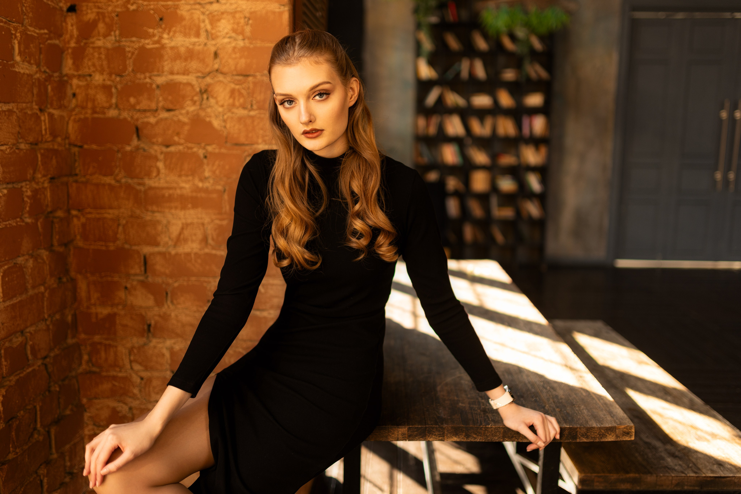 Студийная съемка с Викторией в интерьере в формате для «себя». Дмитрий Шульгин, портретный фотограф в Воронеже