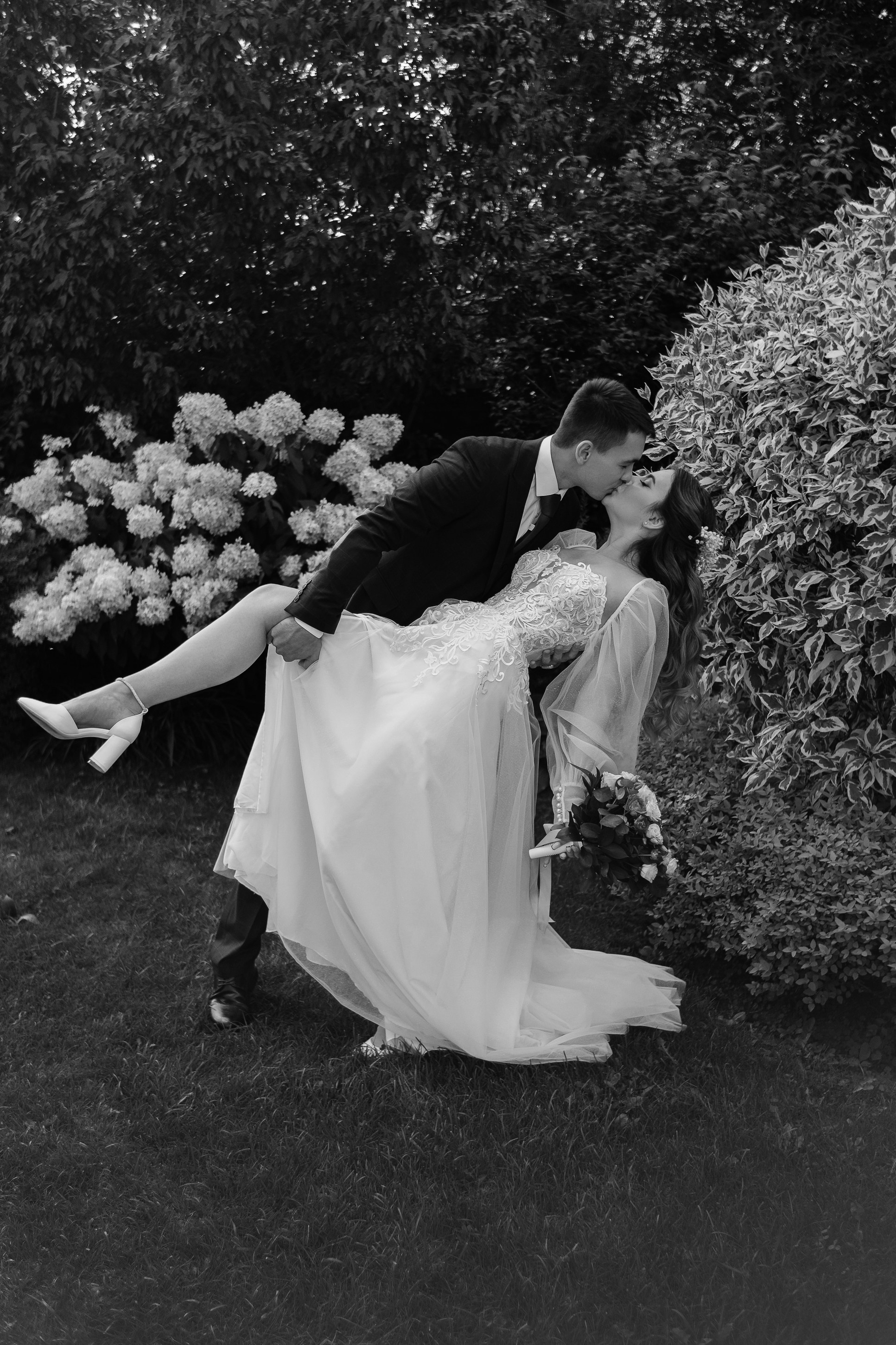 Elegance in Every Frame: Wedding Day Memories