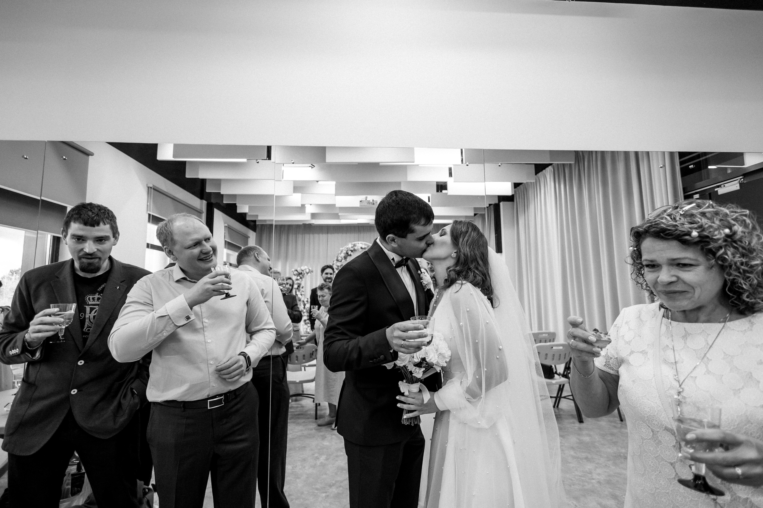 Александр & Анна. Фотограф Казань — профессиональные услуги фотосессий в студии и на локации