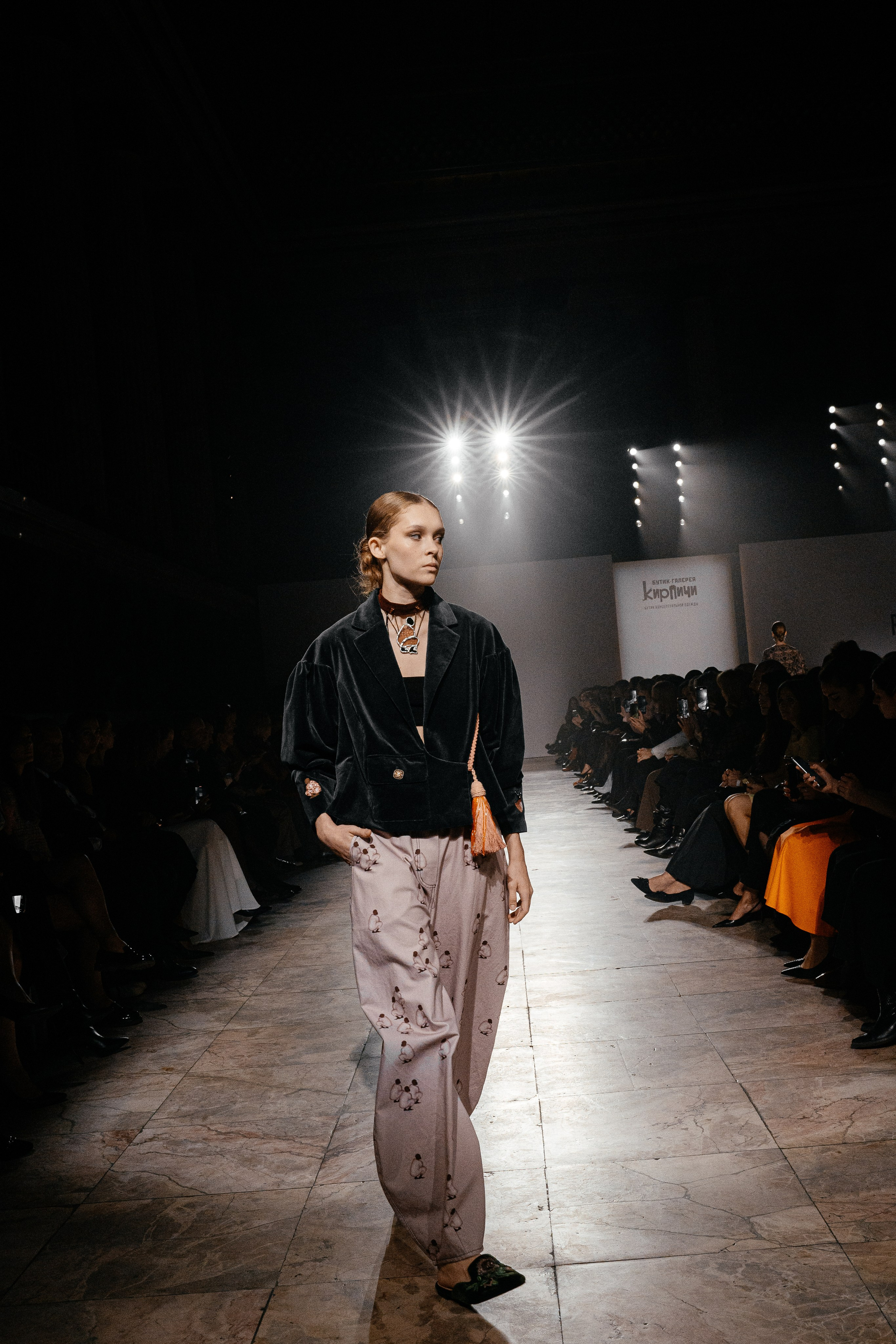 Показ Кирпичи. Коммерческий фотограф в Санкт-Петербурге Анна Кобзарь